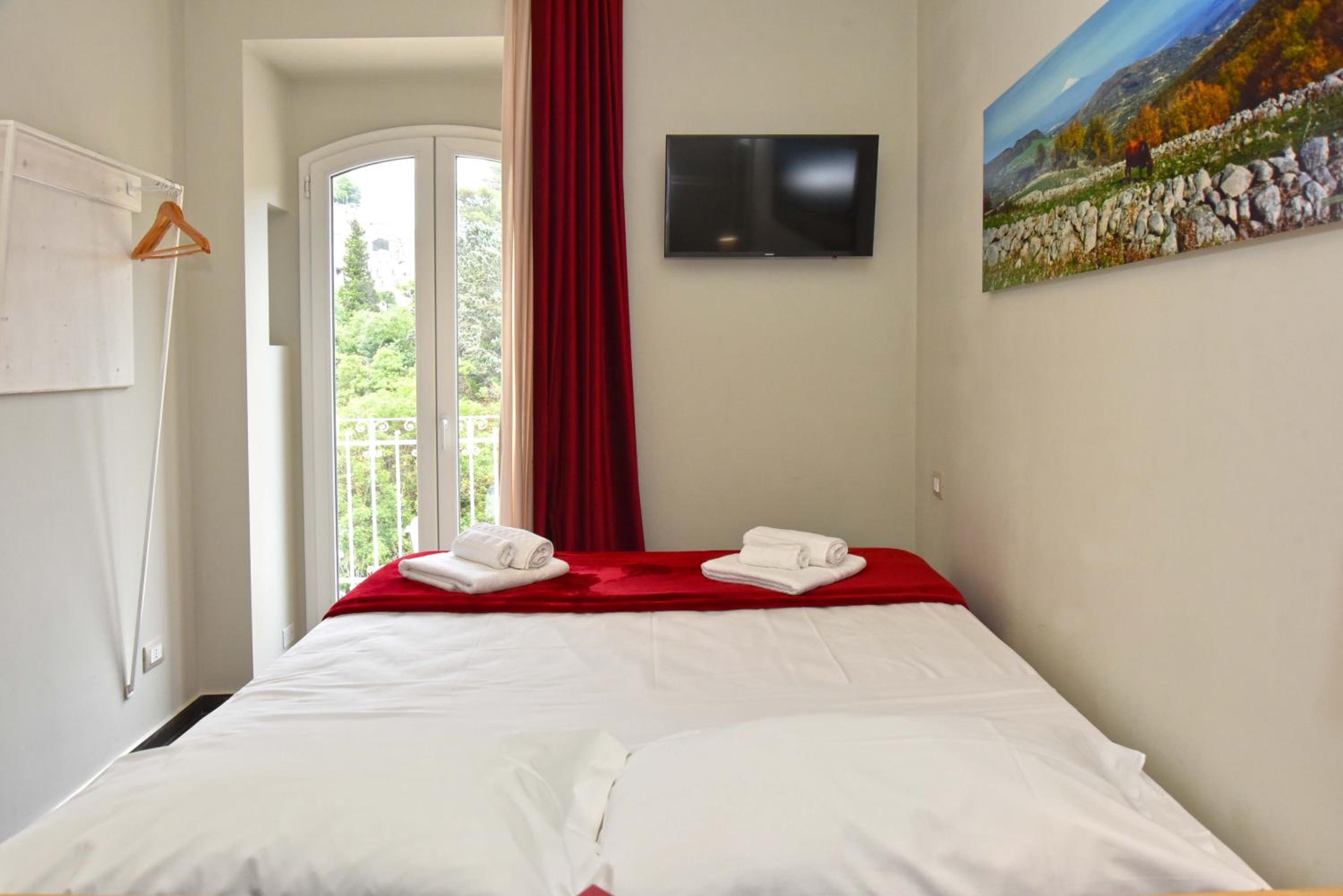 Budget Single Room