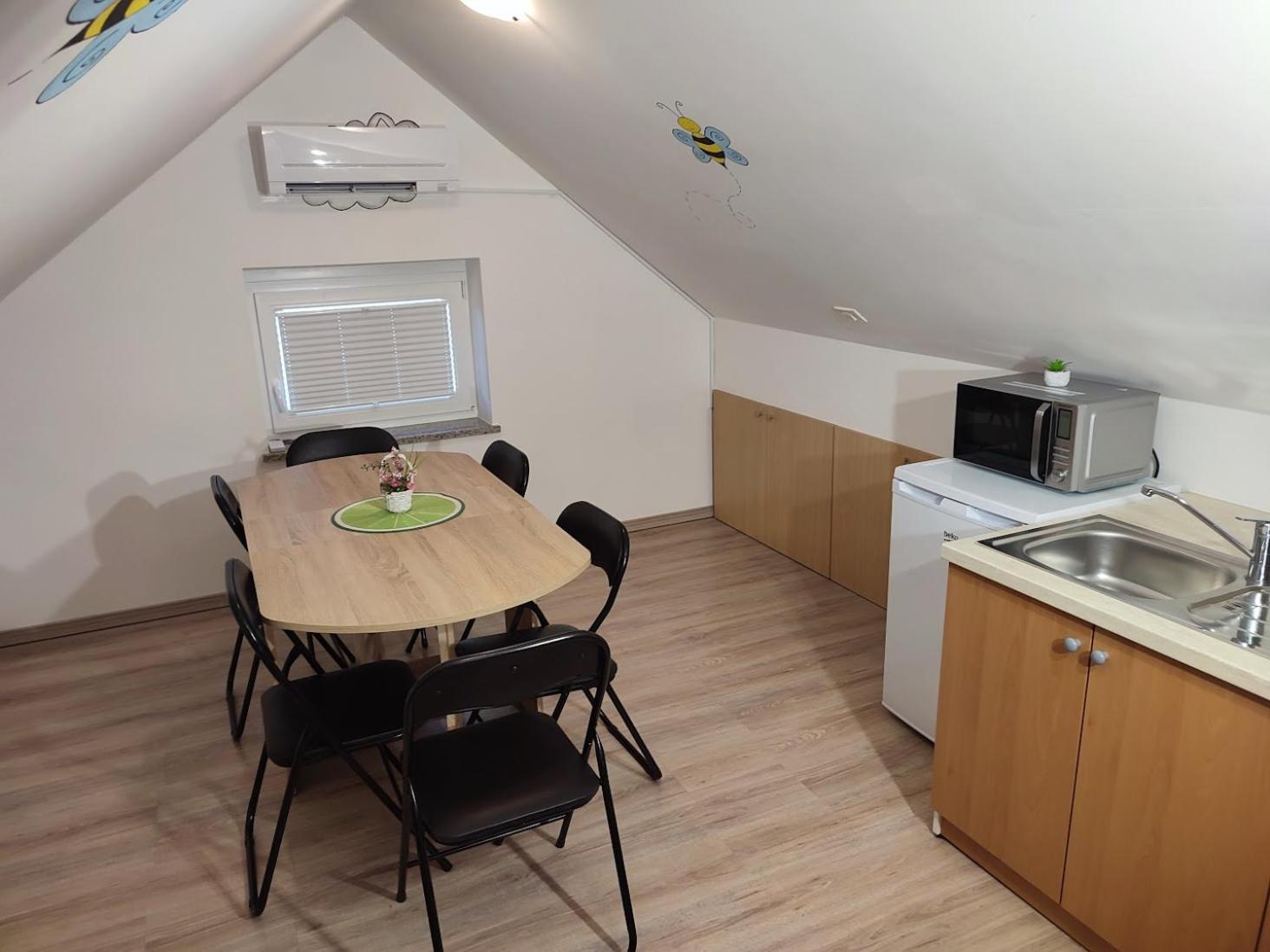 Loft photo 2