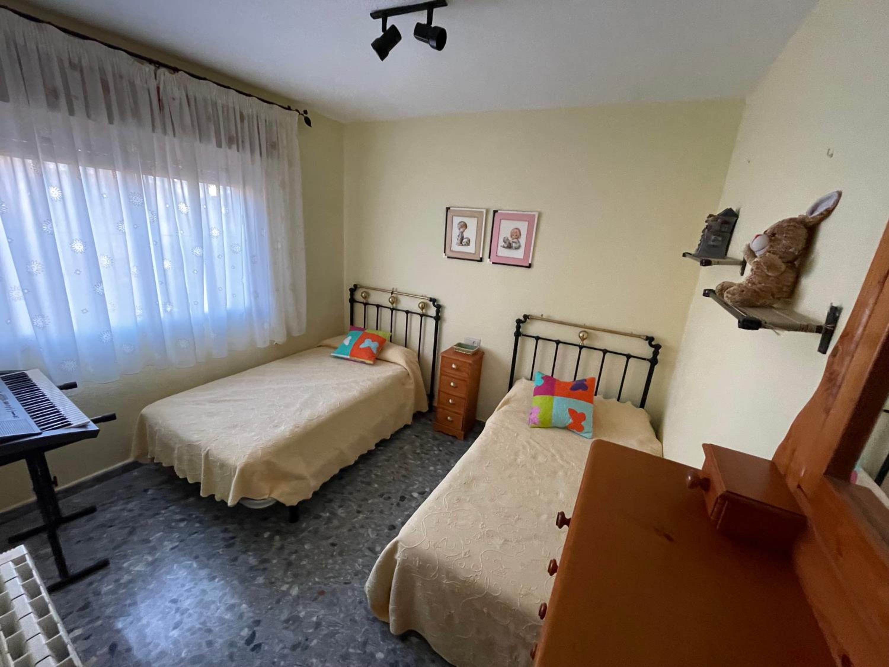 Casa de cuatro habitaciones