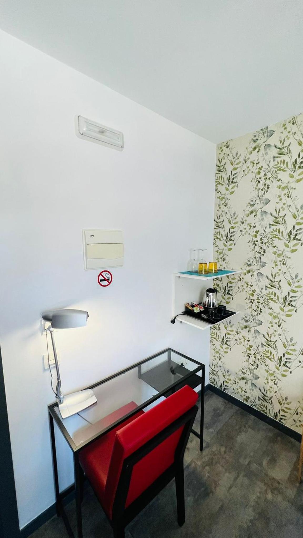 Standard Double Room photo 2