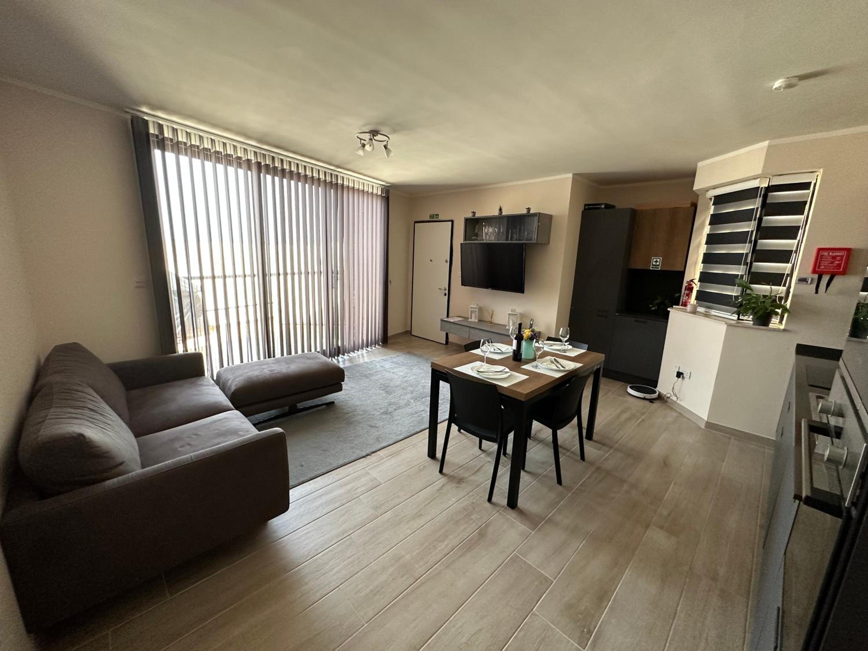 Three-Bedroom Apartment photo 1