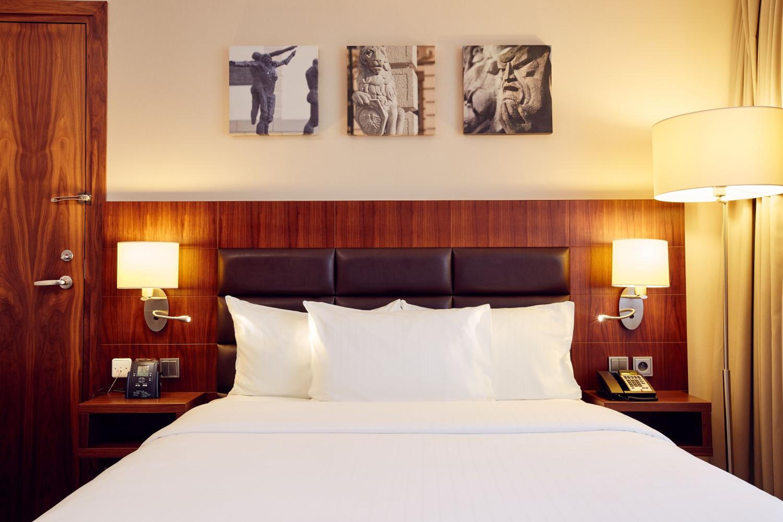 Queen Room - Photo 1