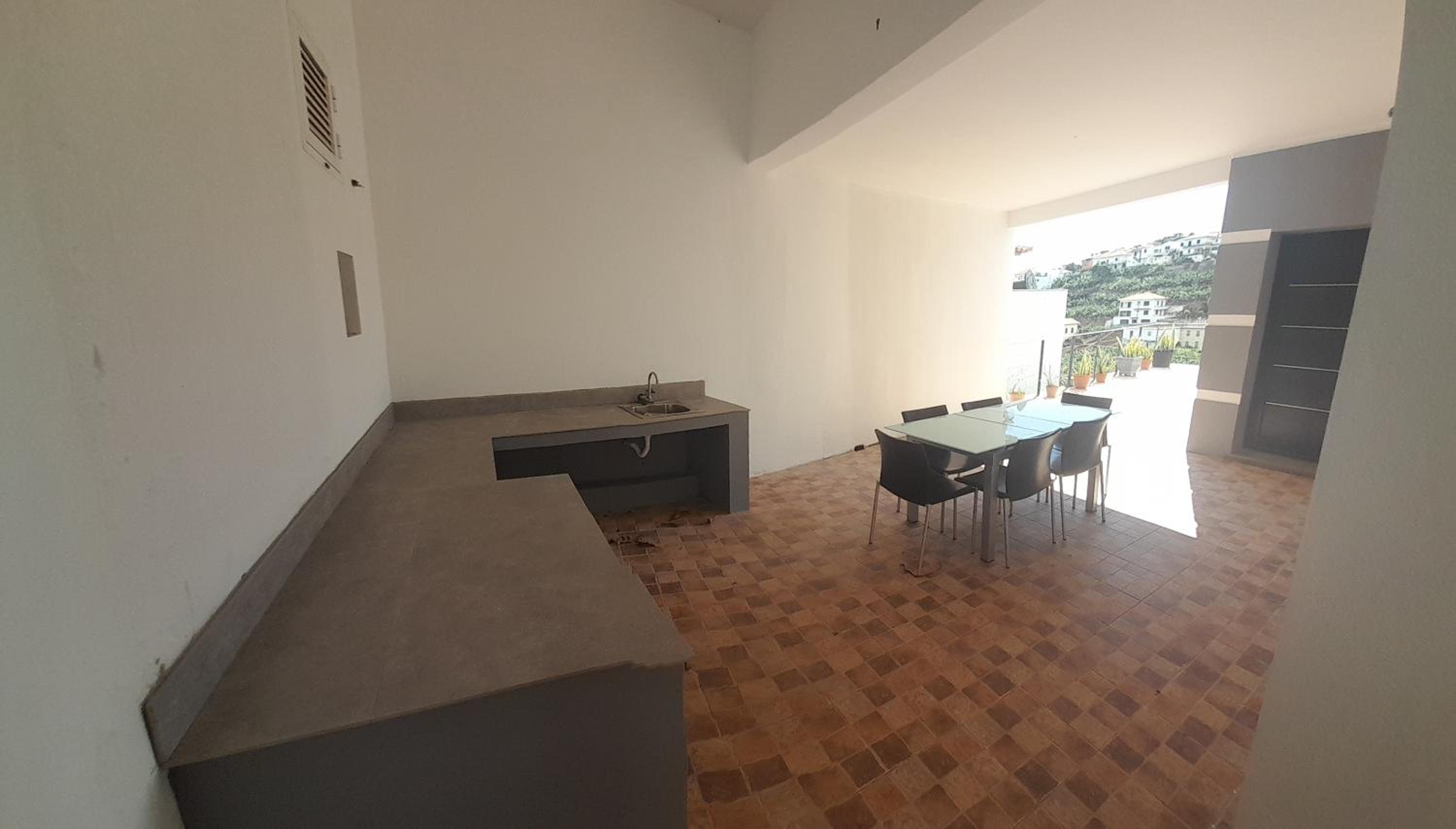 Two-Bedroom Apartment photo 2