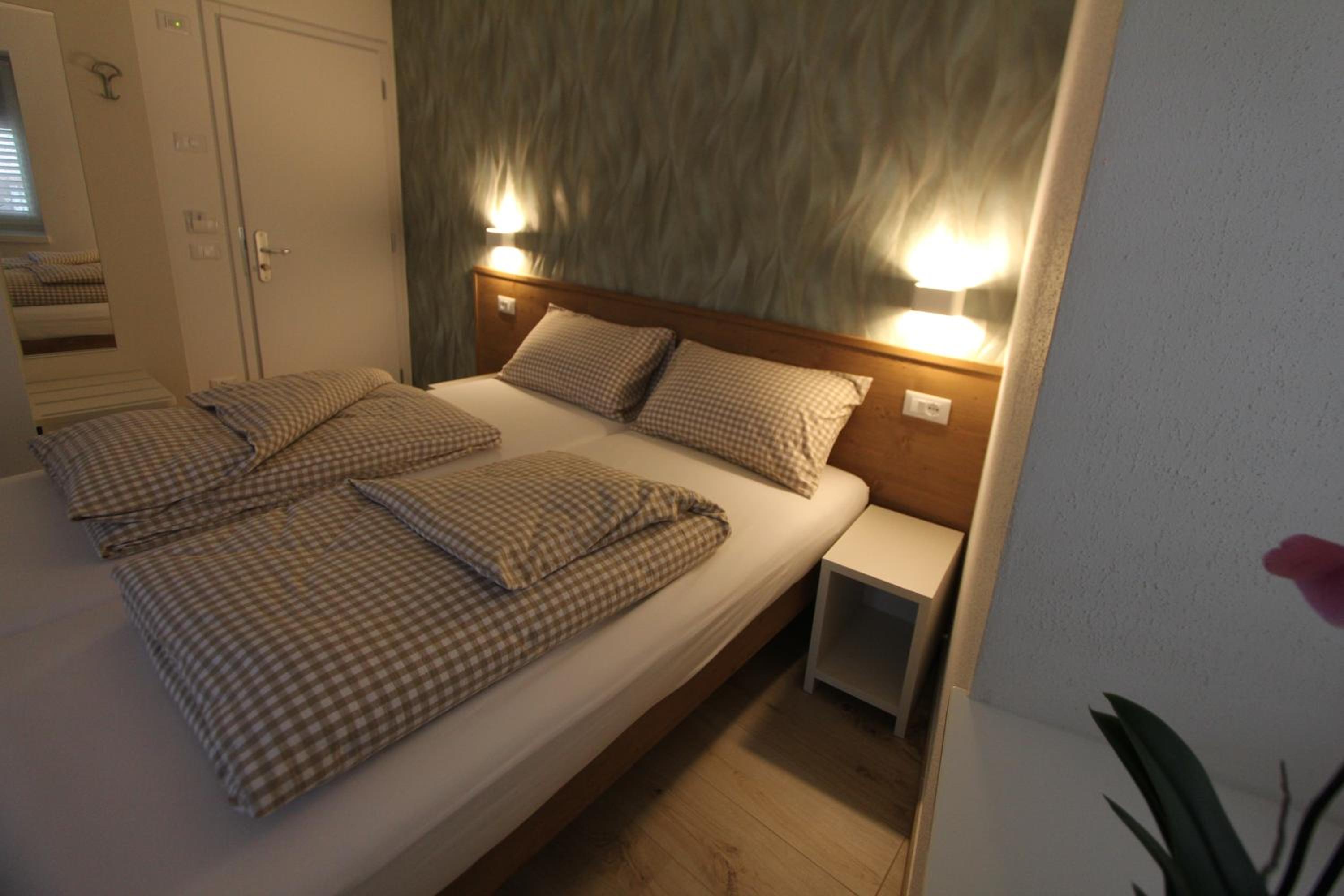 Large Double or Twin Room