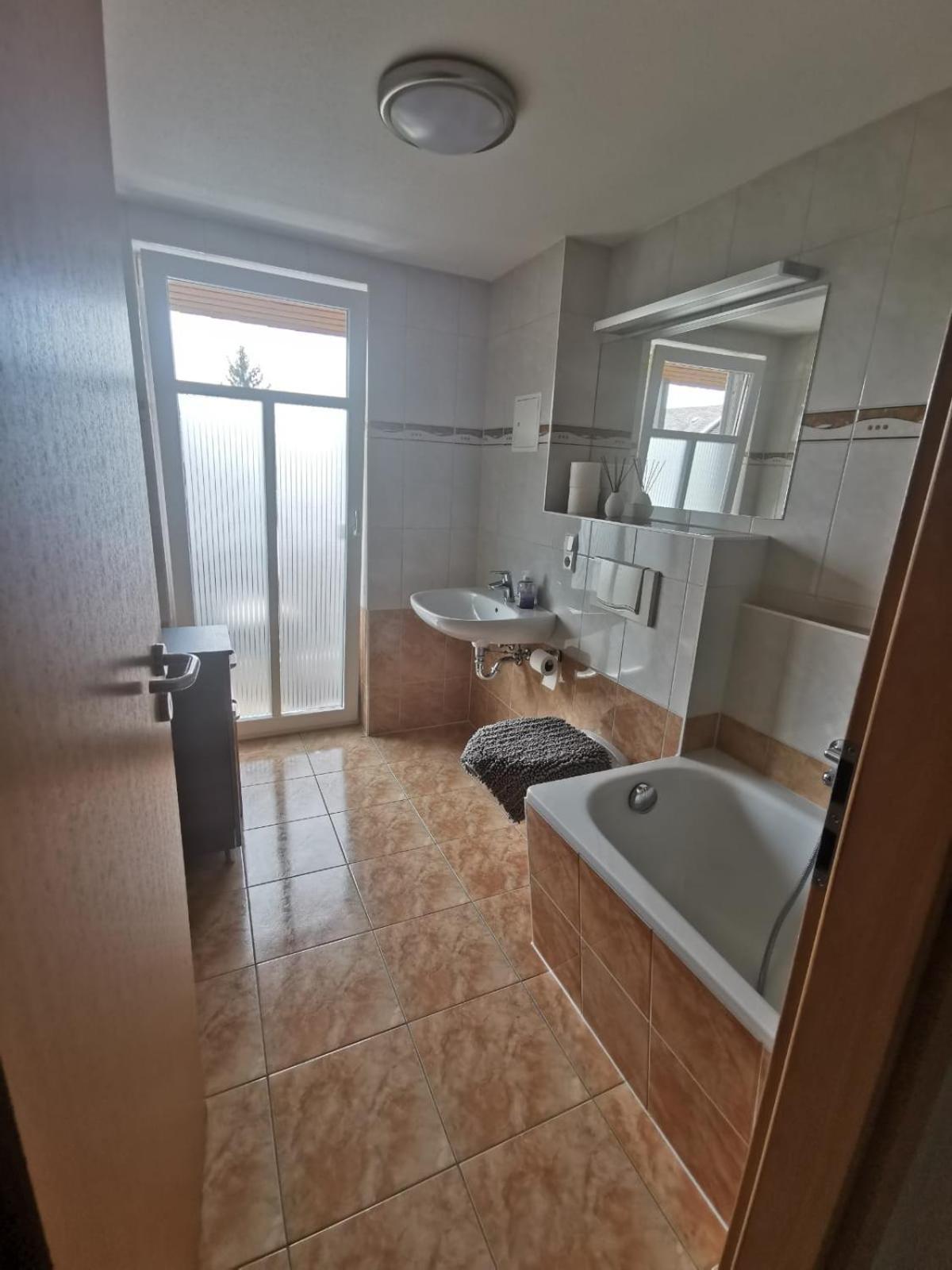 Apartment with Balcony - Photo 12