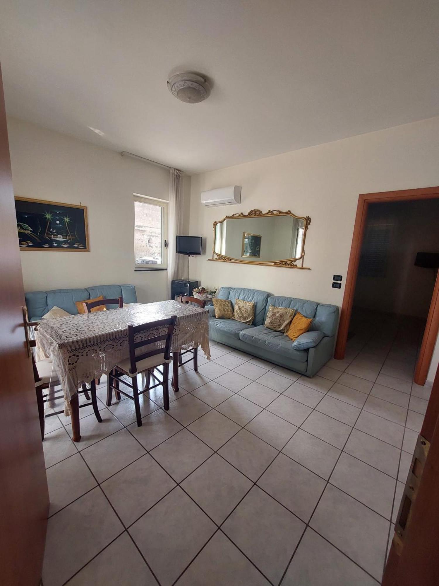Apartment photo 3