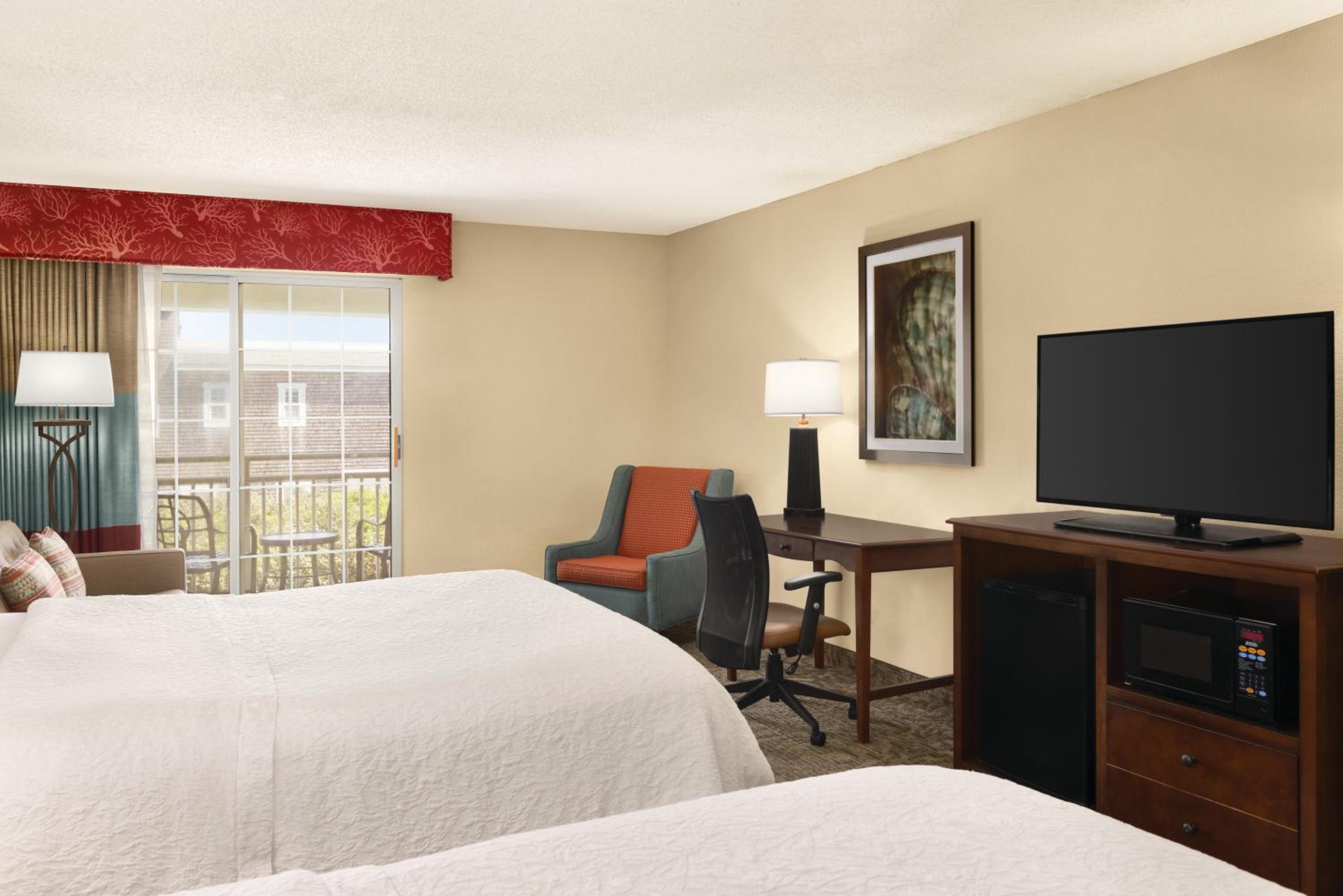 Queen Room with Two Queen Beds - Hearing Accessible - Photo 1