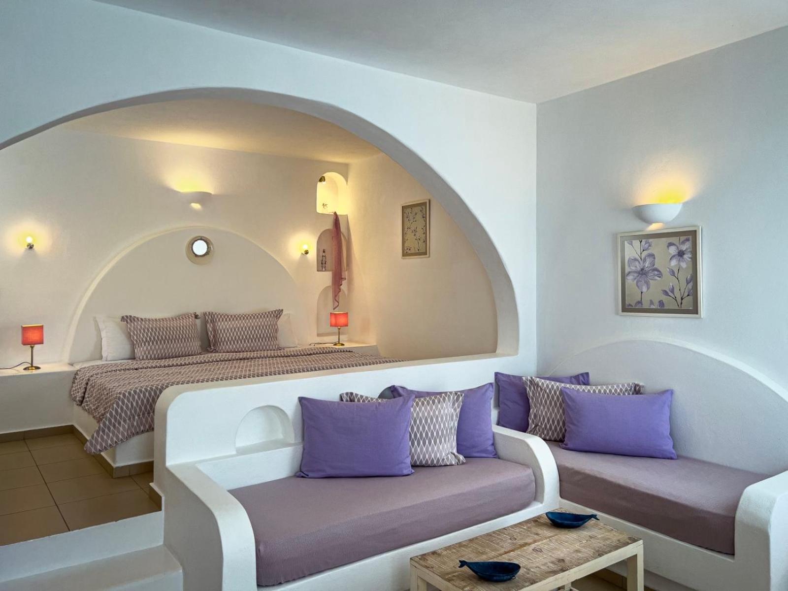 Superior Triple Room With Pool View