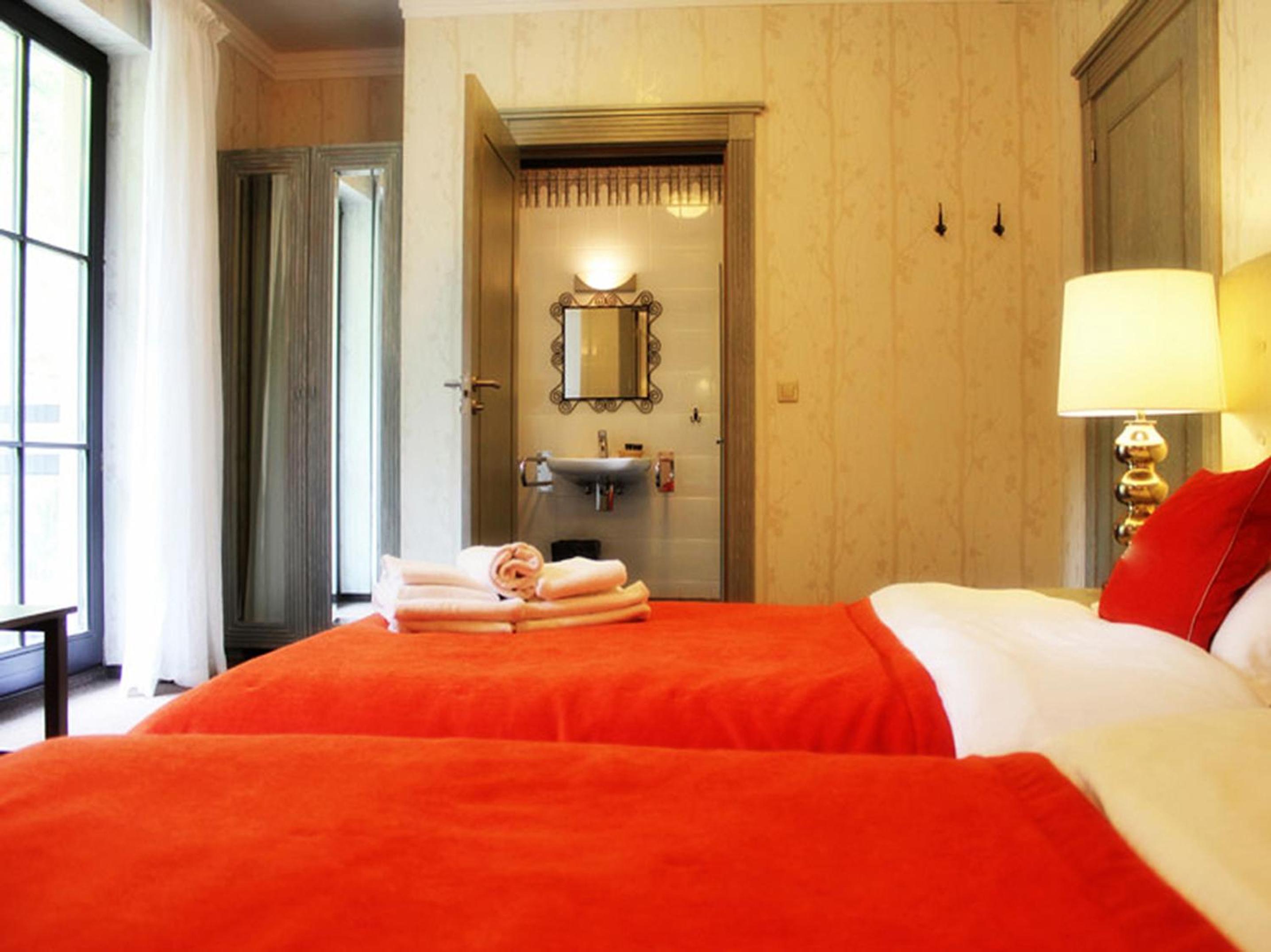 Double Room - Photo 2