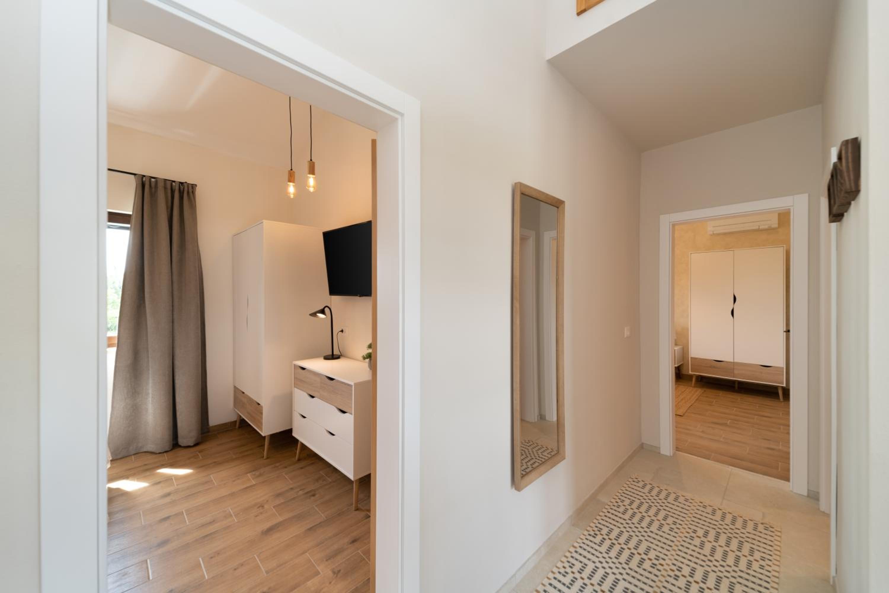 Three-Bedroom Villa photo 1