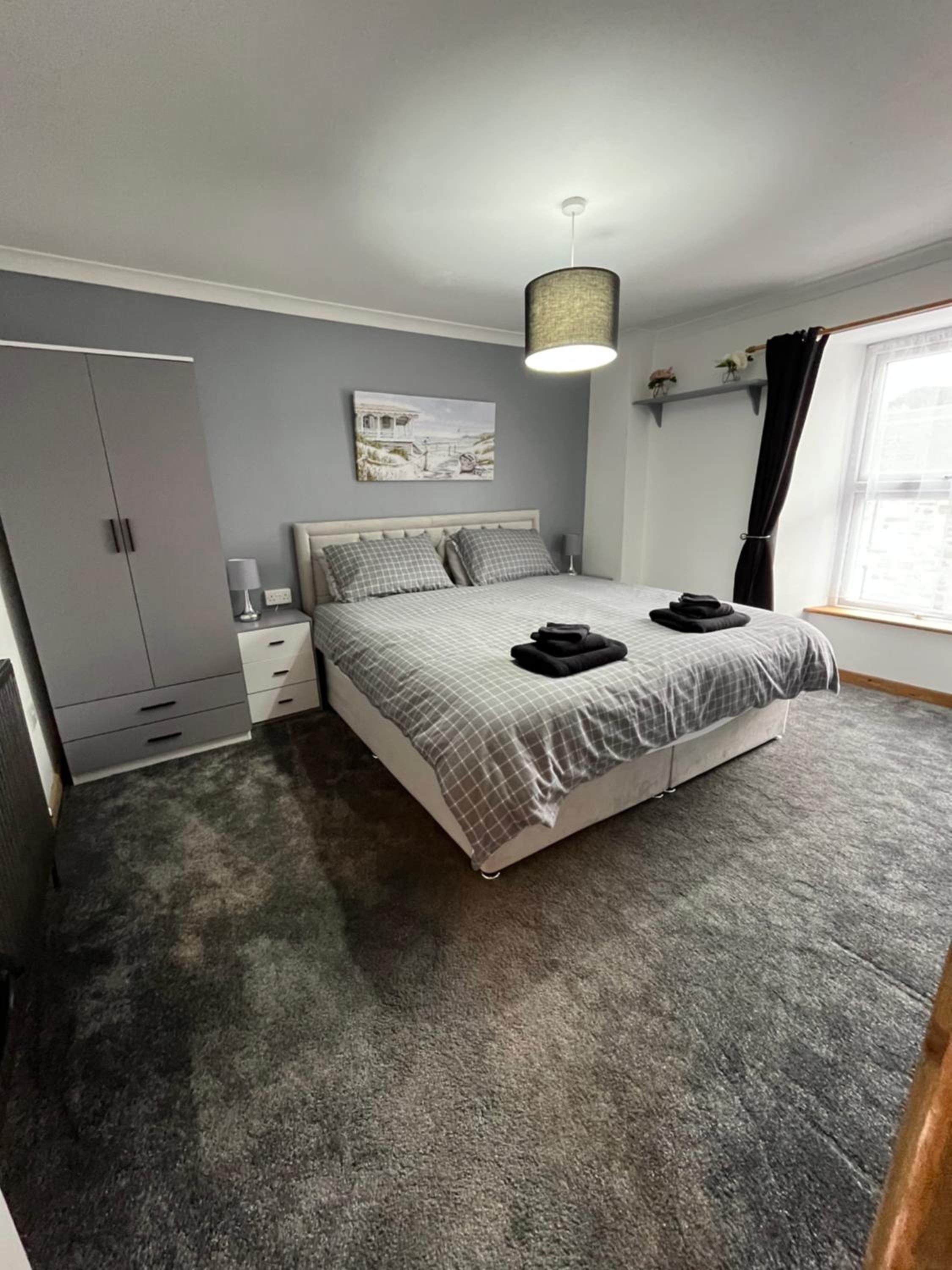 Three-Bedroom House photo 1