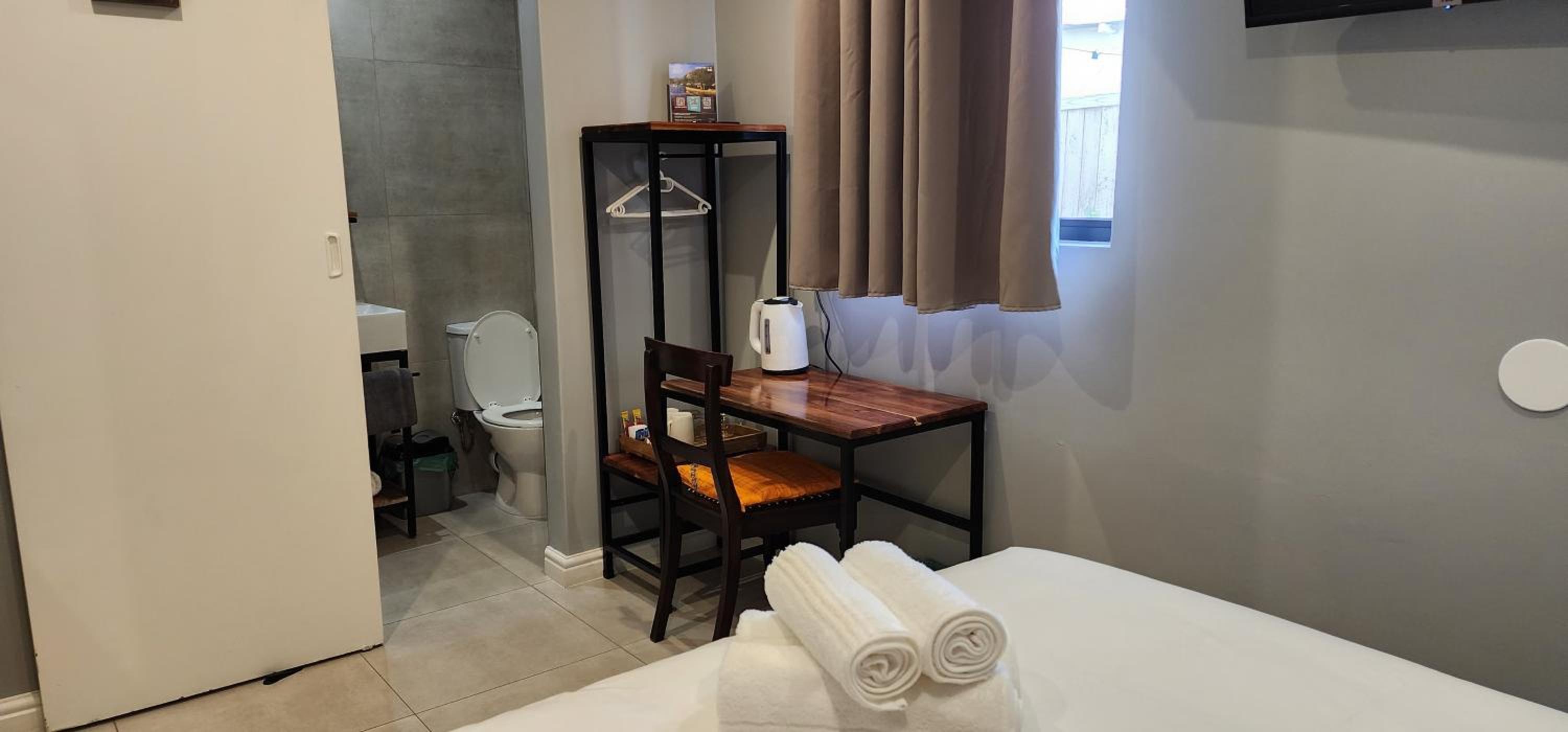 Deluxe Double Room with Shower photo 1