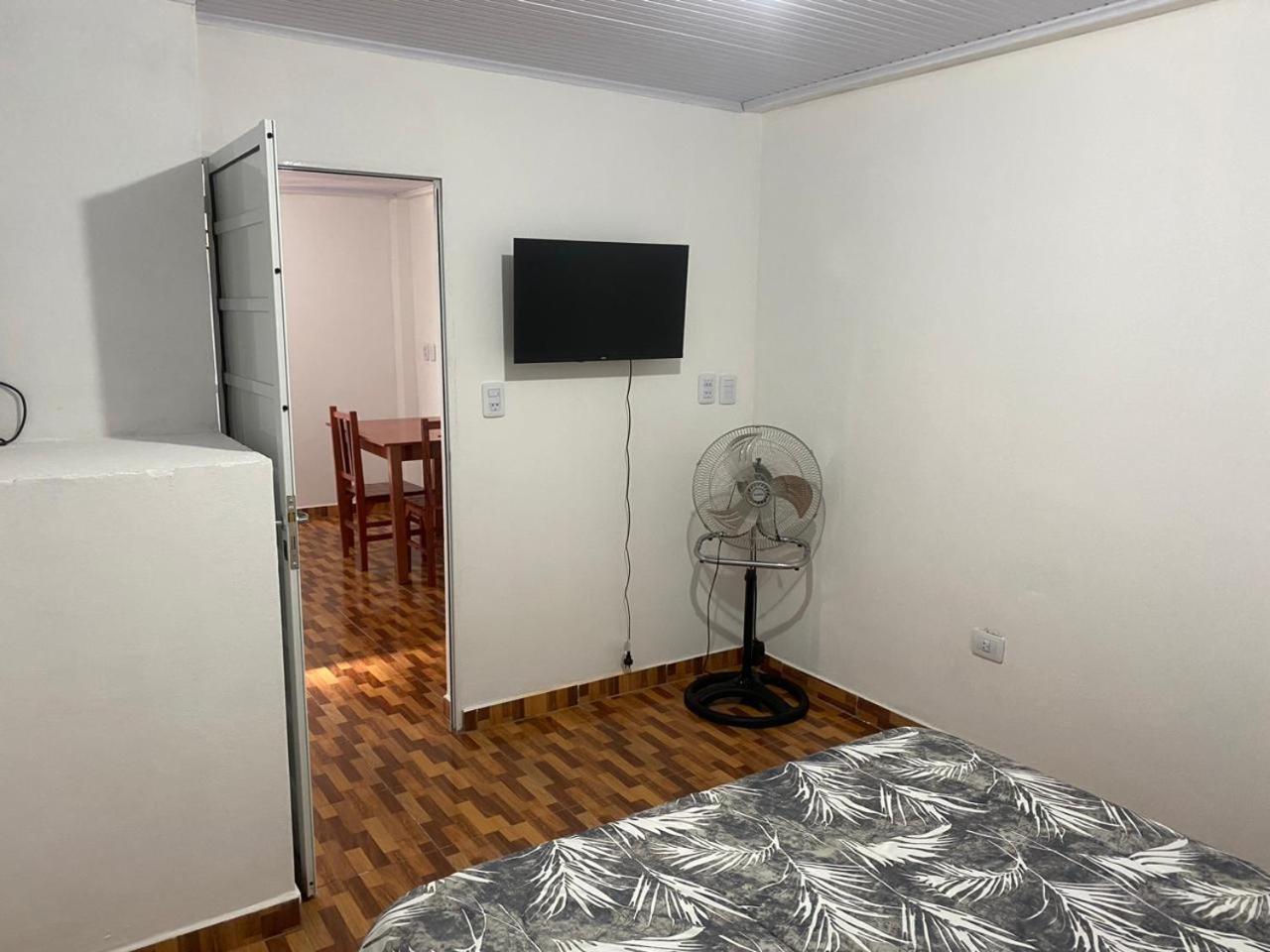 One-Bedroom Apartment photo 1