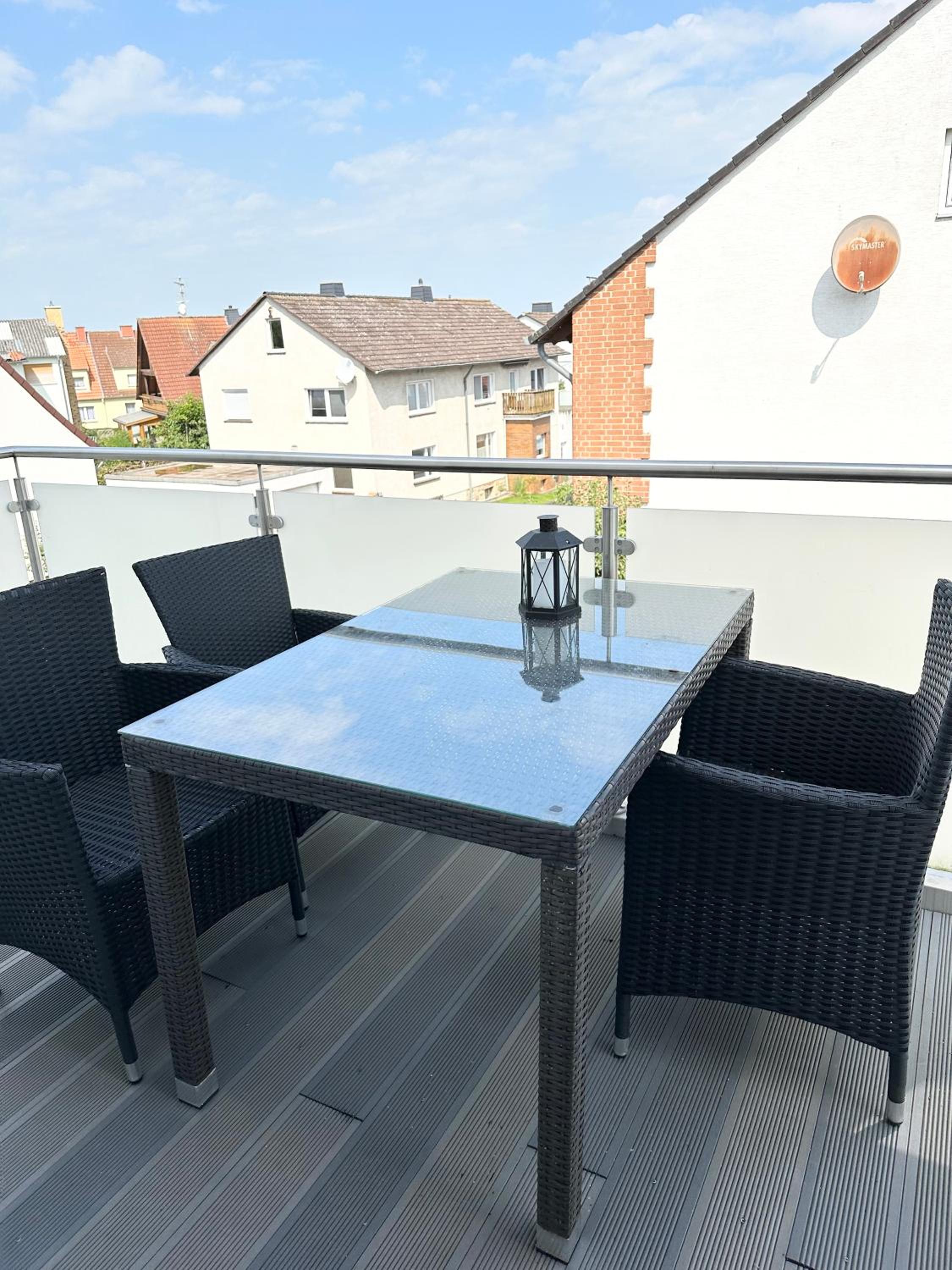 Apartment with Balcony photo 2