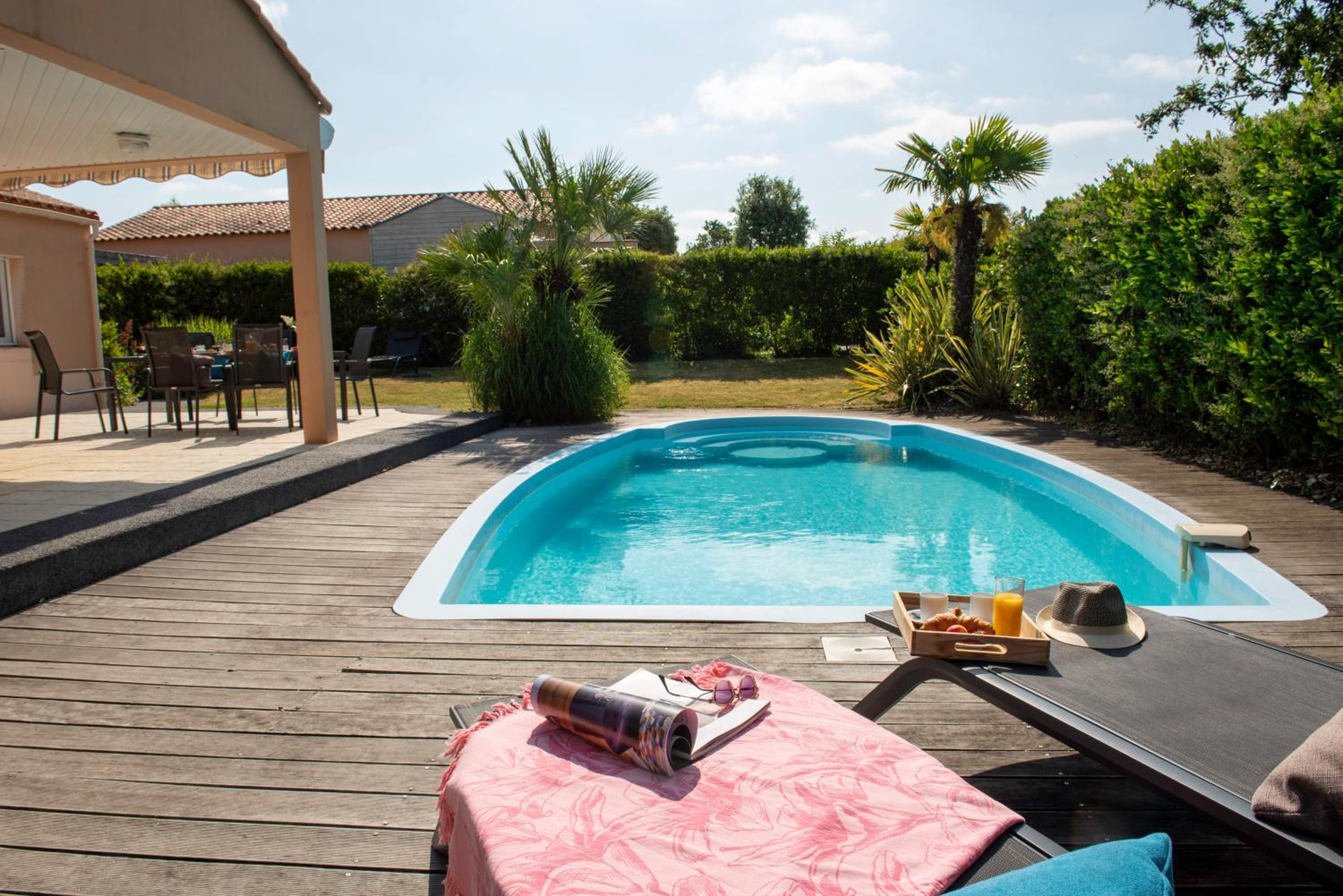 Four-Bedroom Villa with Private Pool photo 2