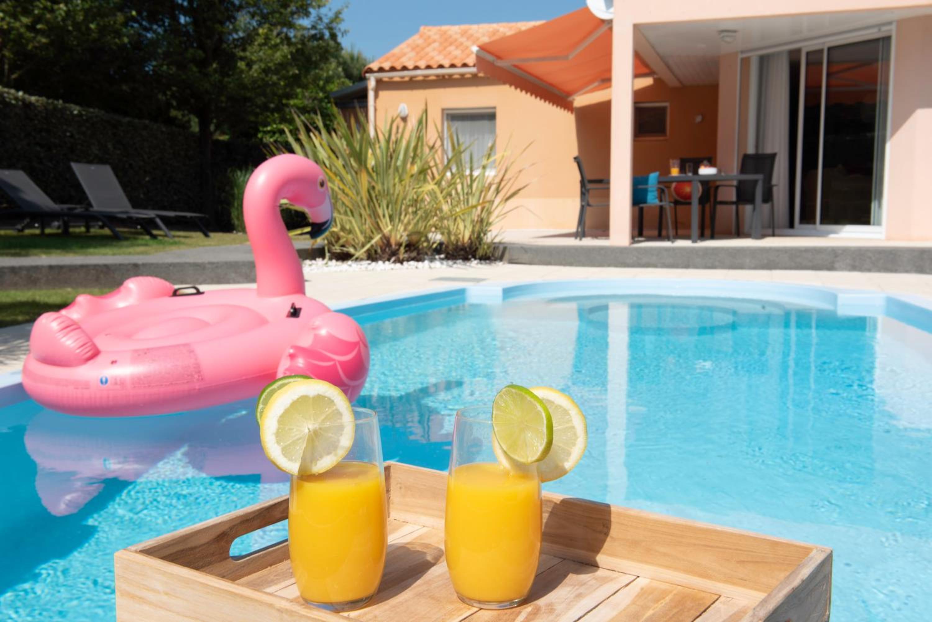 Three-Bedroom Villa with Private Pool photo 2