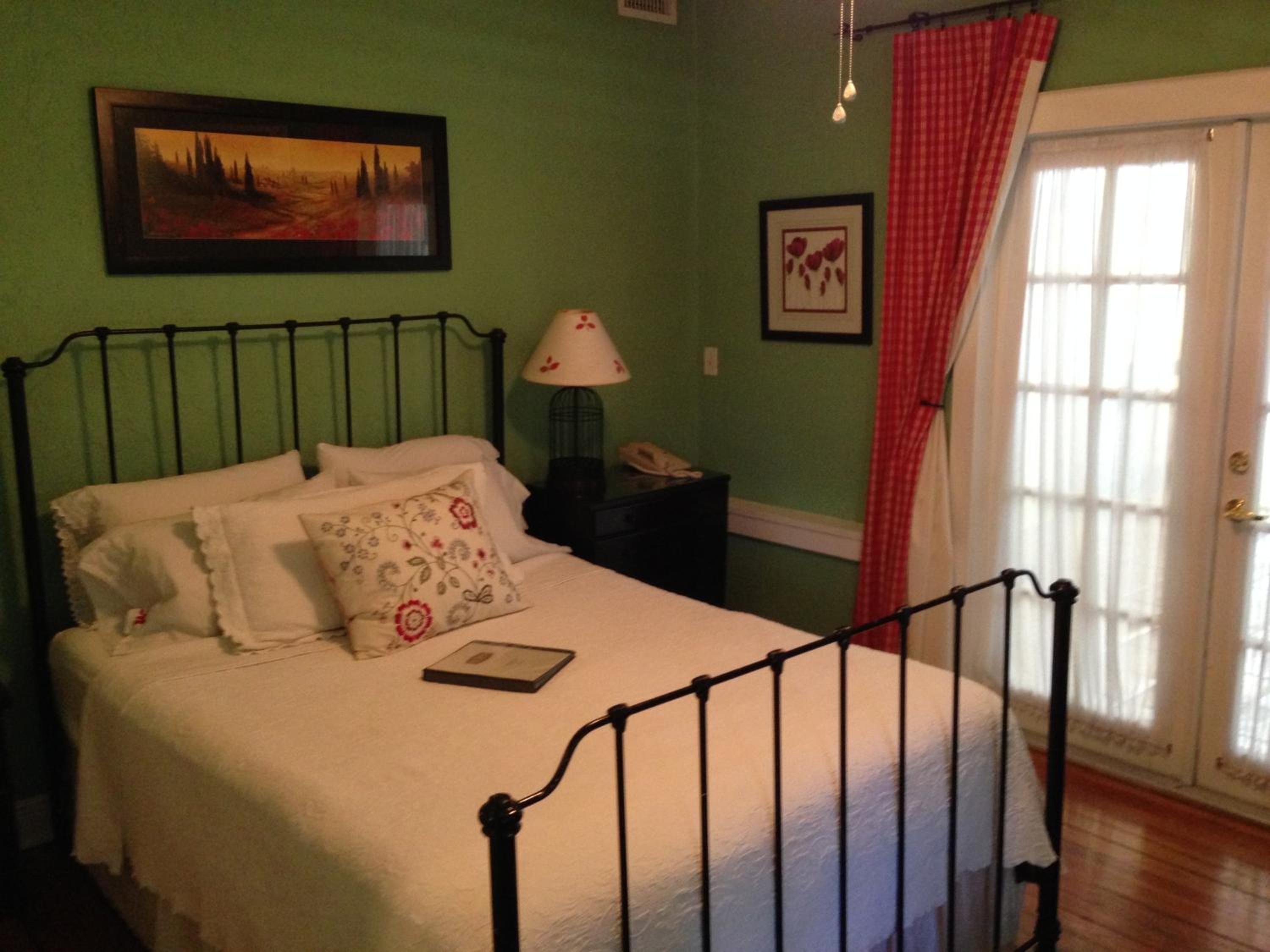 Seagrape Room photo 2