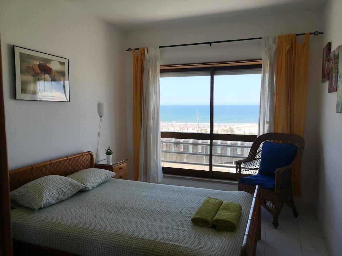 Apartment with Balcony photo 3