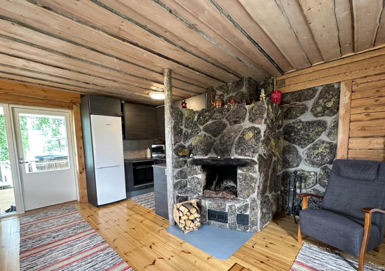 Four-Bedroom Cottage with Sauna photo 3
