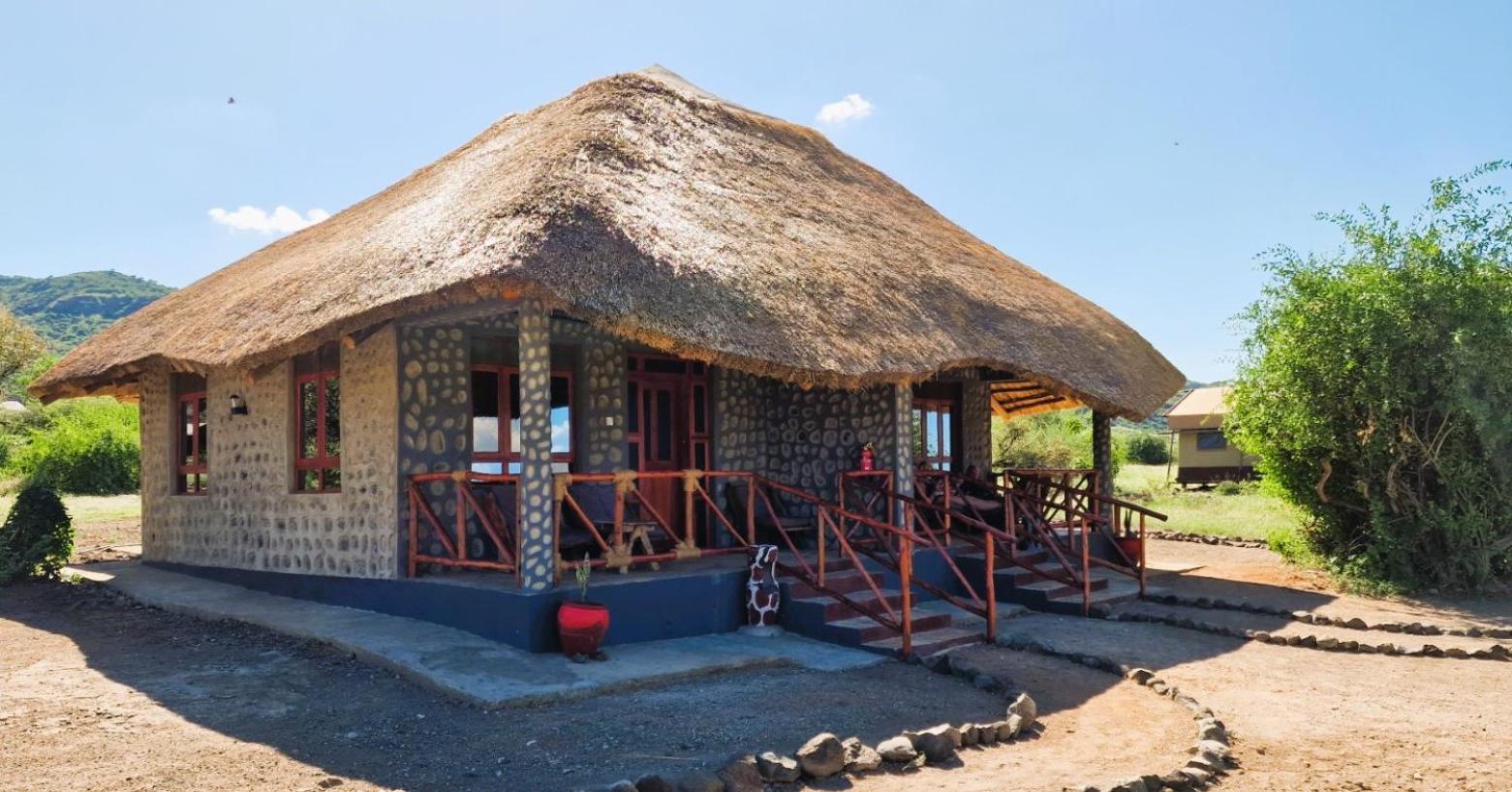 Safari Comfort Accommodations - Photo 3