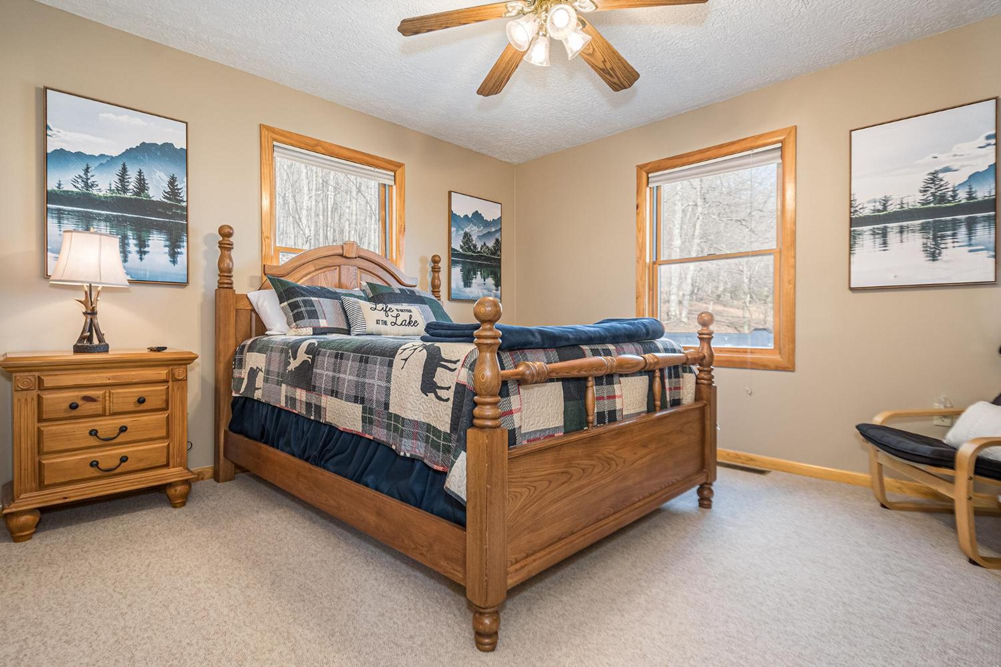 Three-Bedroom House photo 1