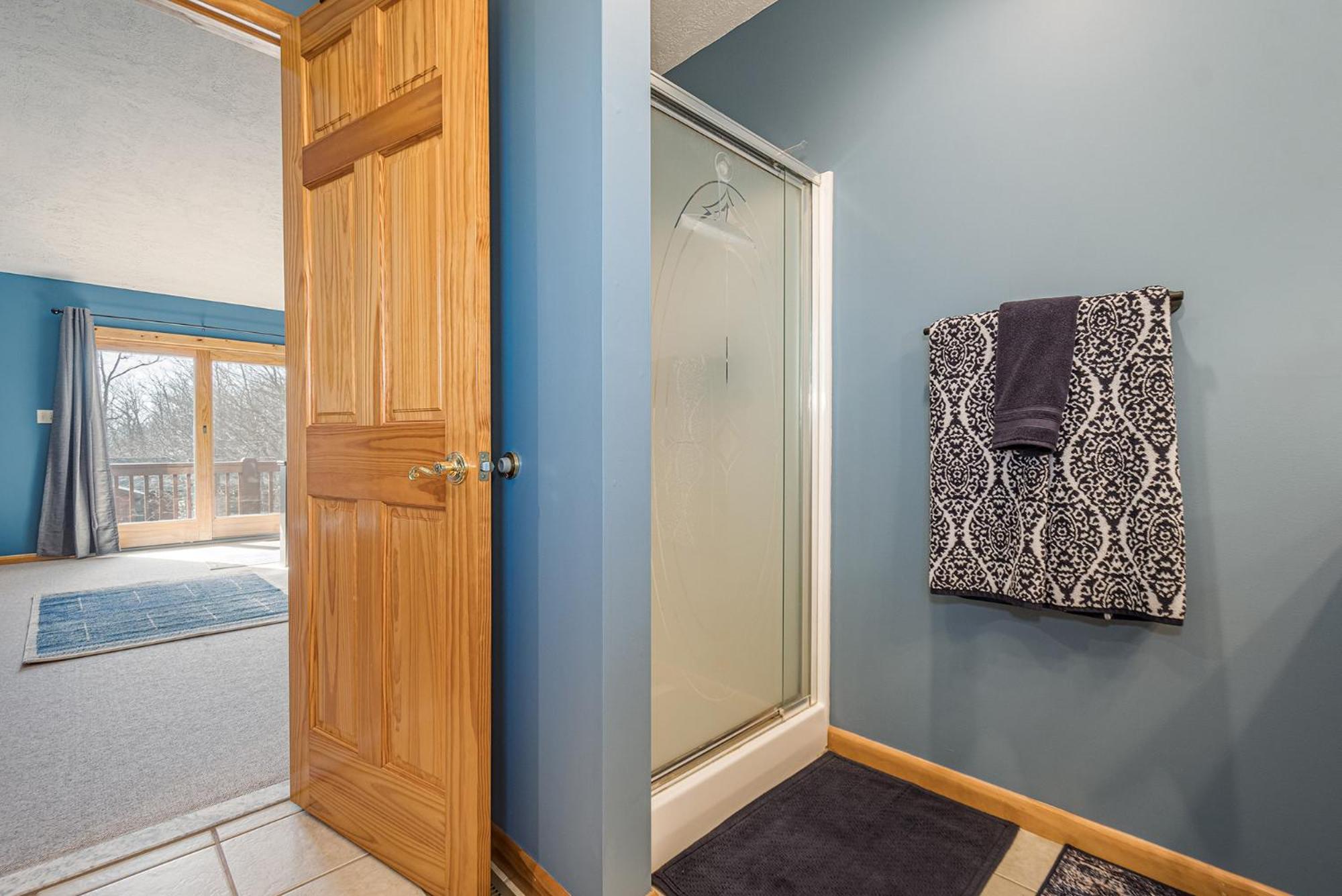Three-Bedroom House photo 2