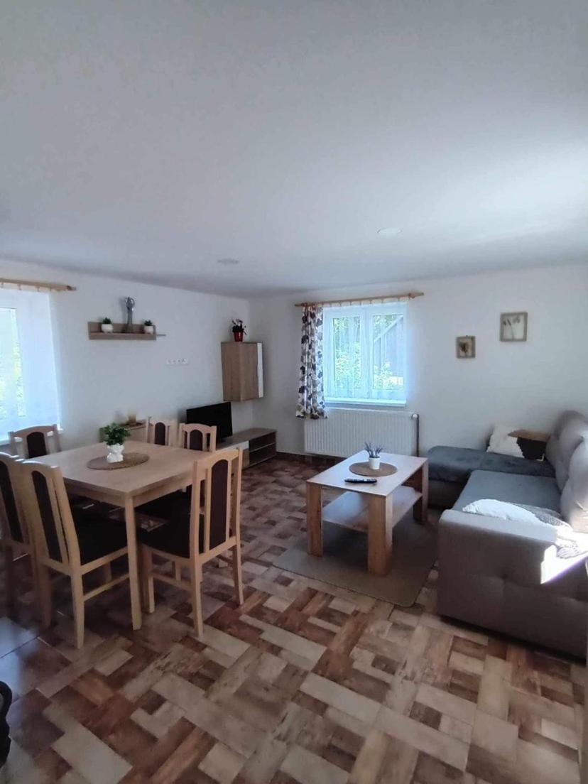 One-Bedroom House photo 3