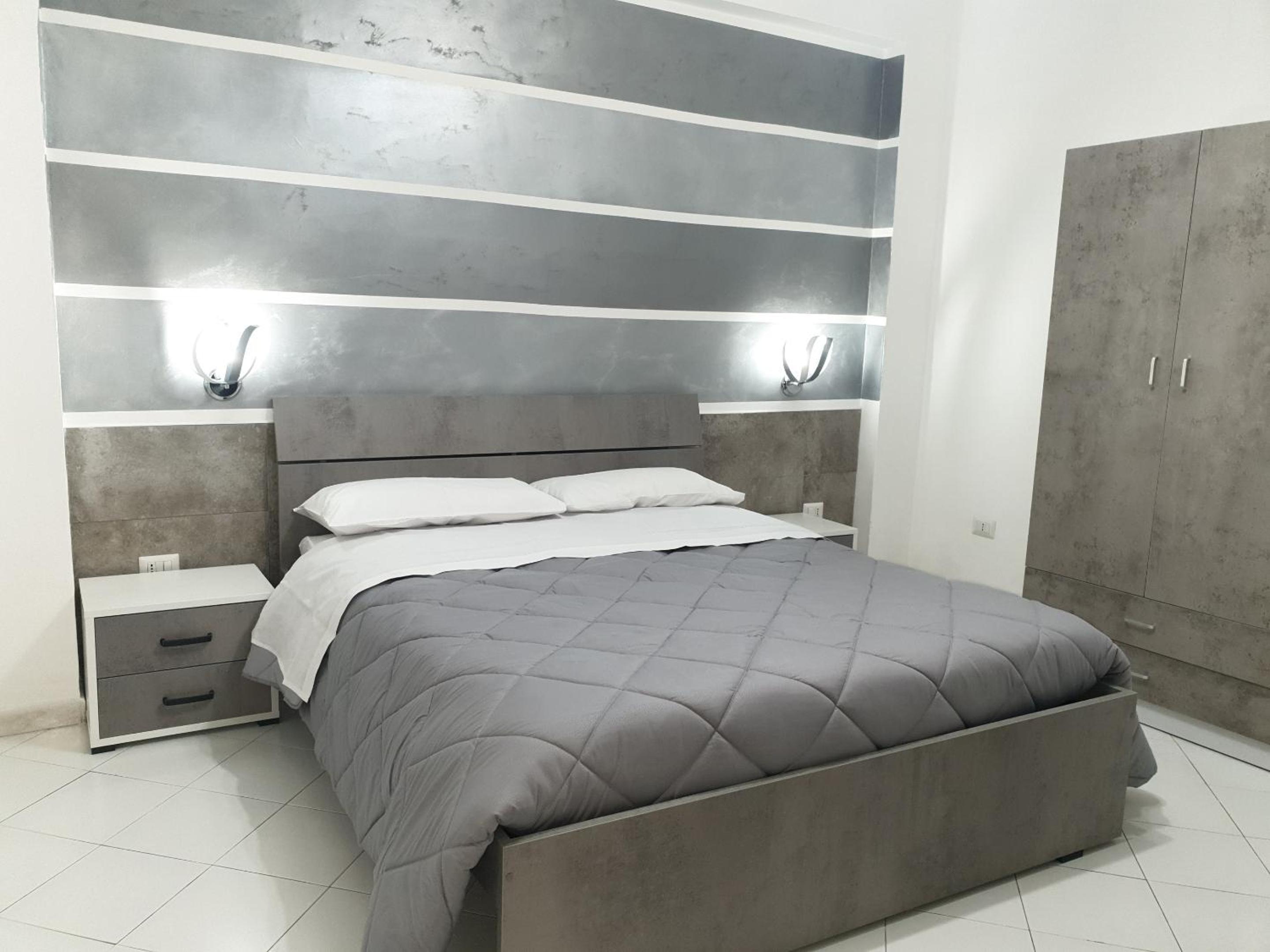 Triple Room with Shower - Photo 1