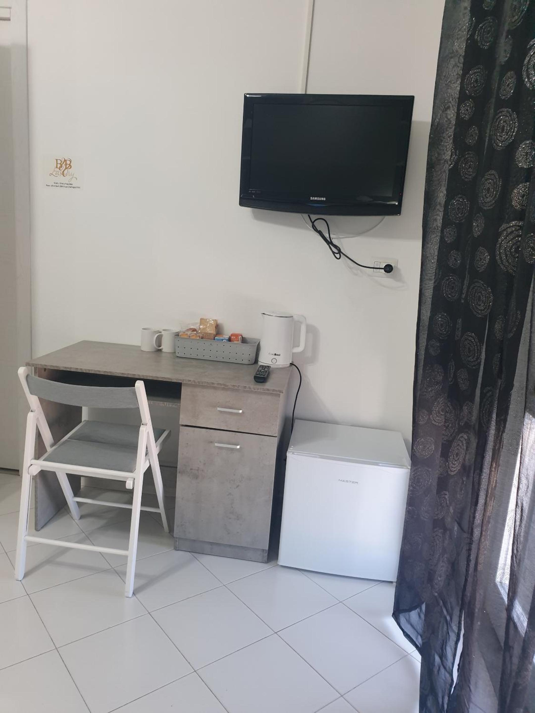Triple Room with Shower - Photo 6