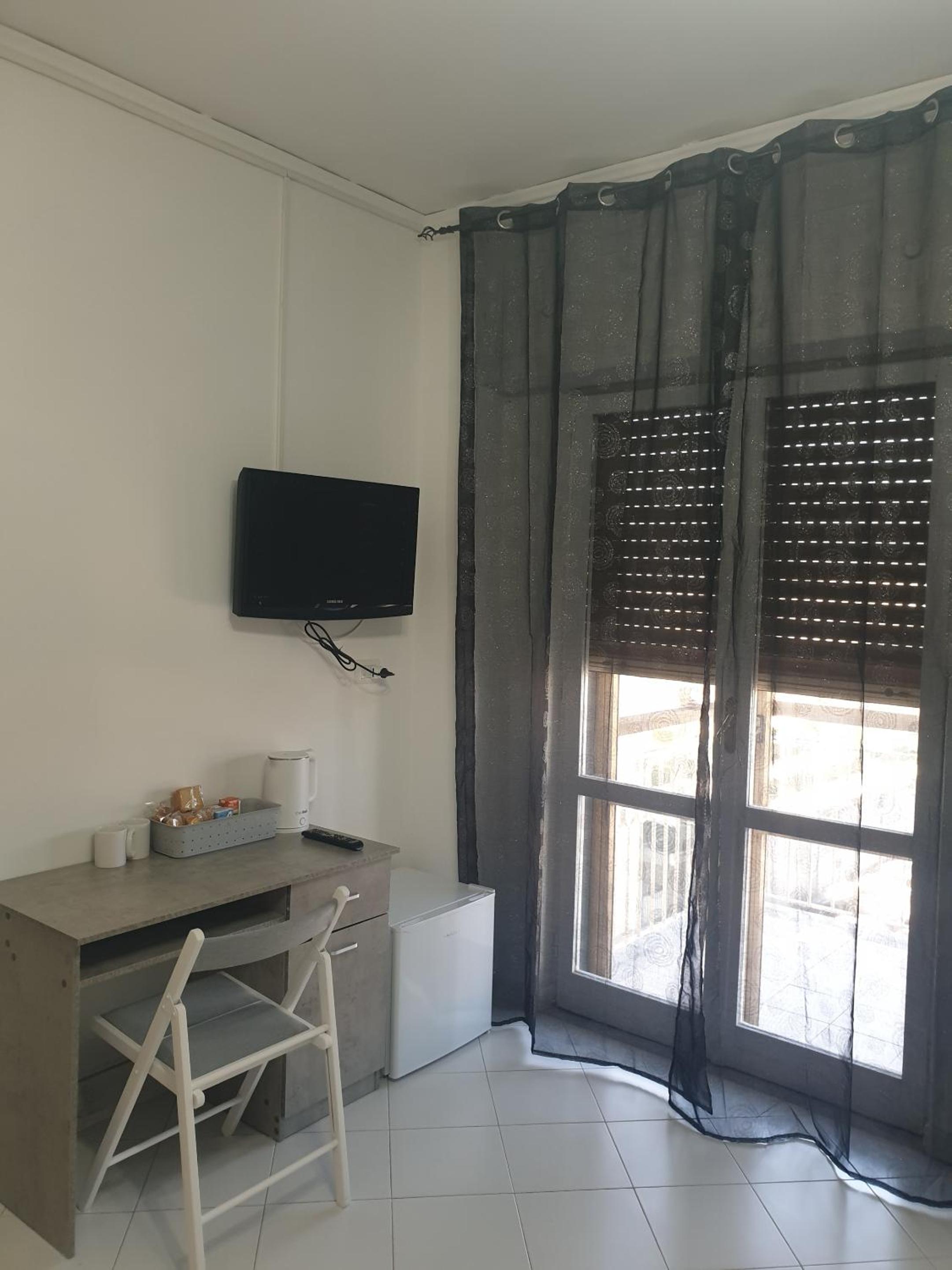 Triple Room with Shower - Photo 4