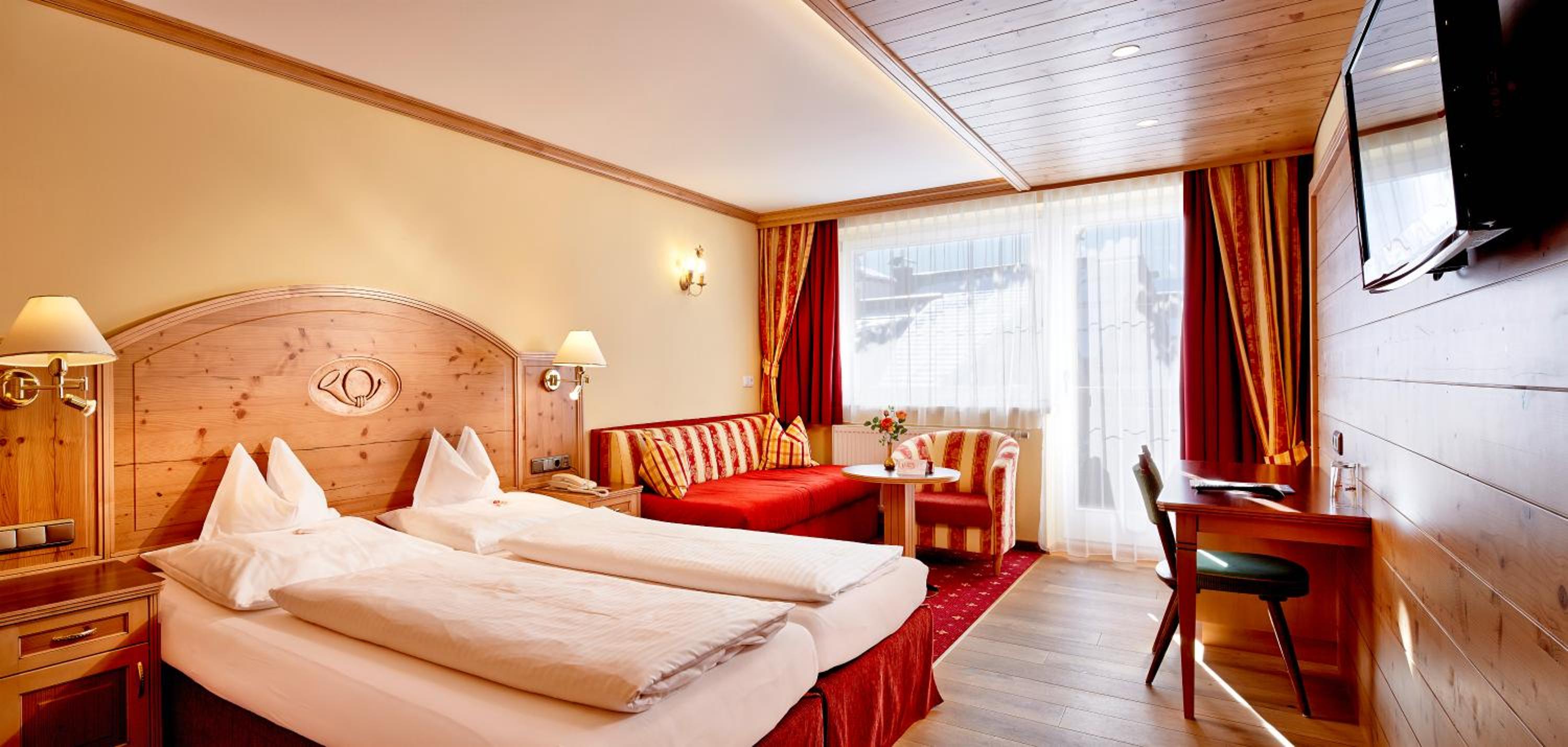 Junior Suite with Garden View - Photo 1