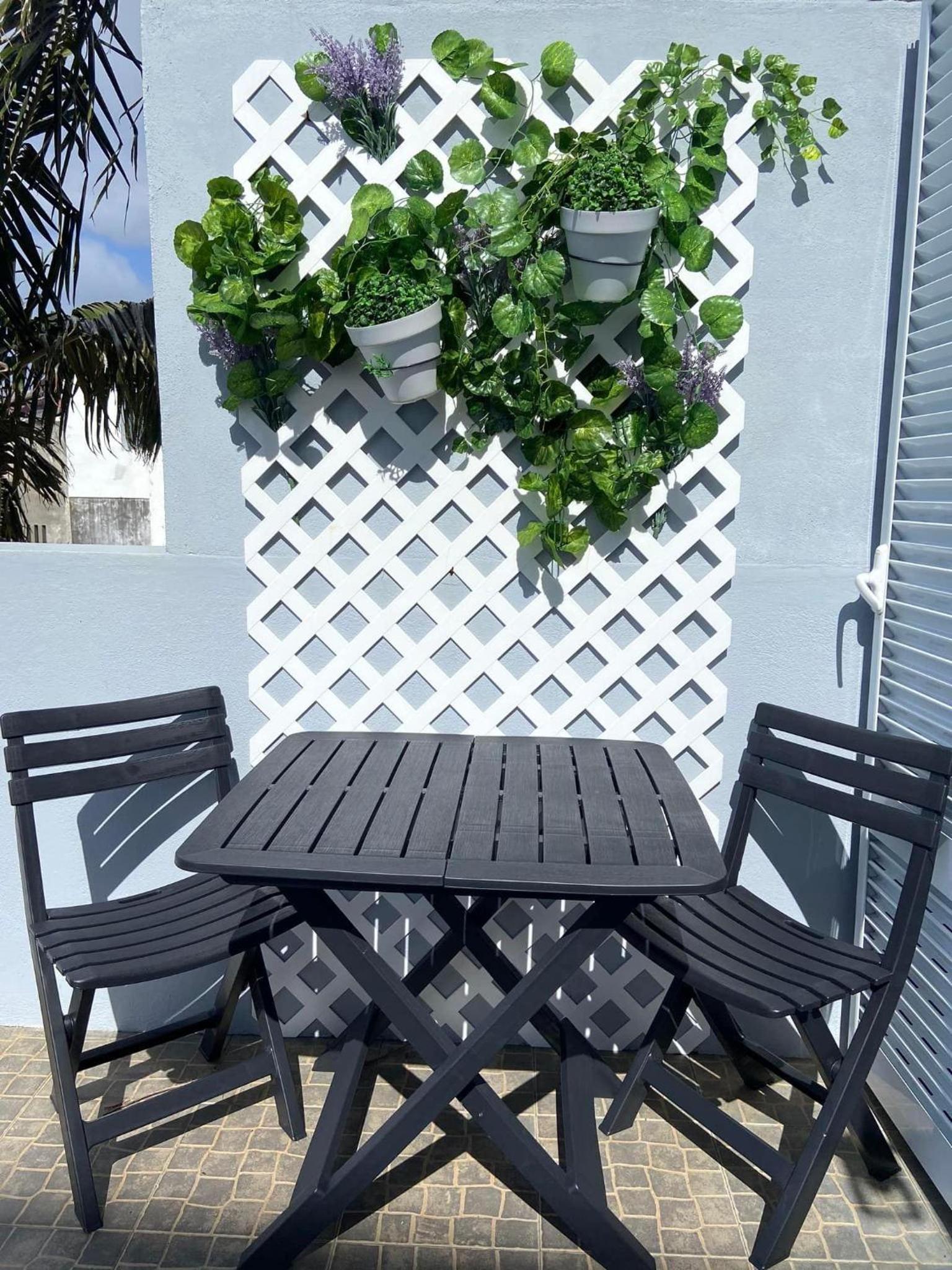 Apartment with Terrace - Photo 23