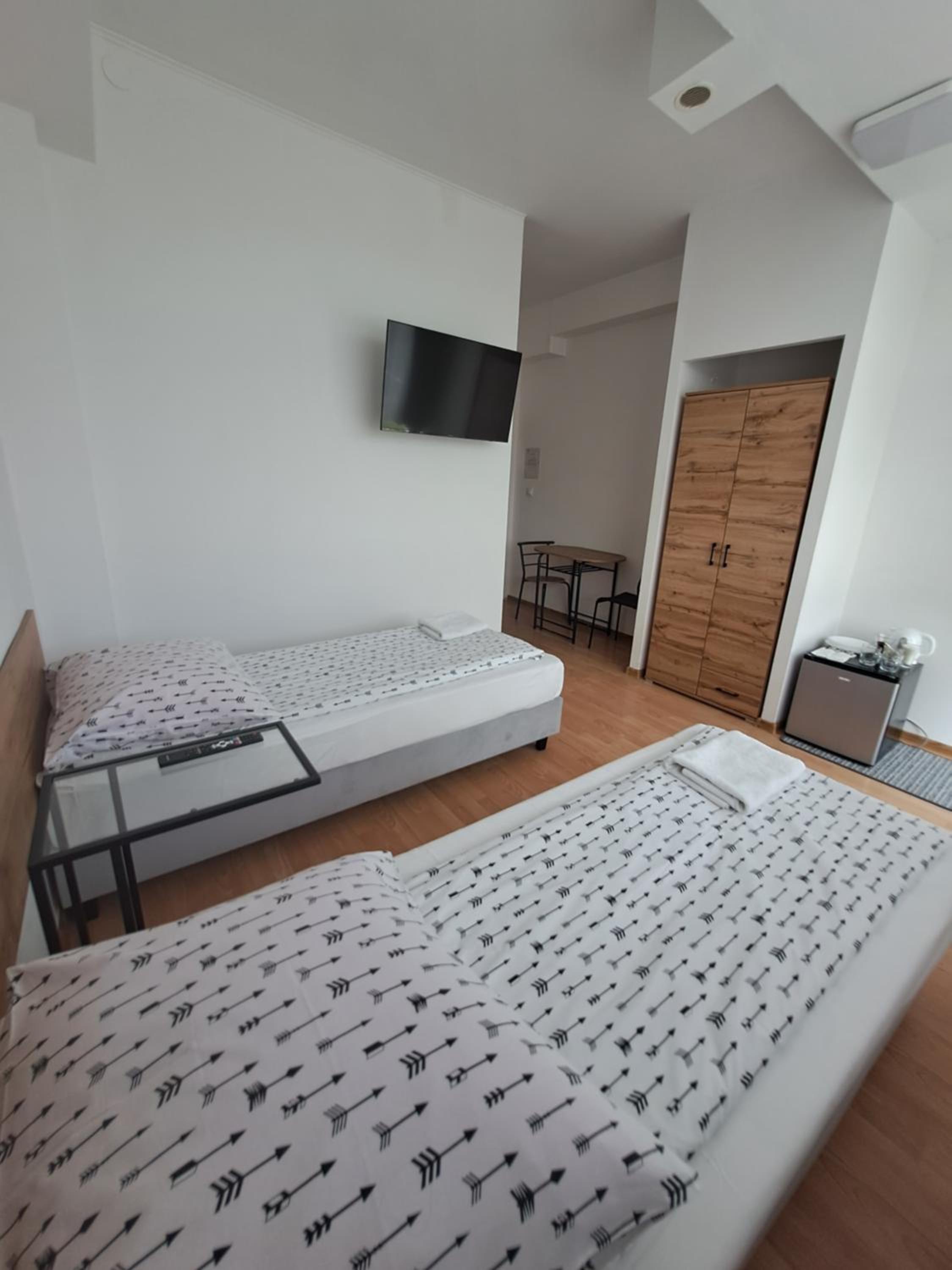 Economy Double Room - Photo 4