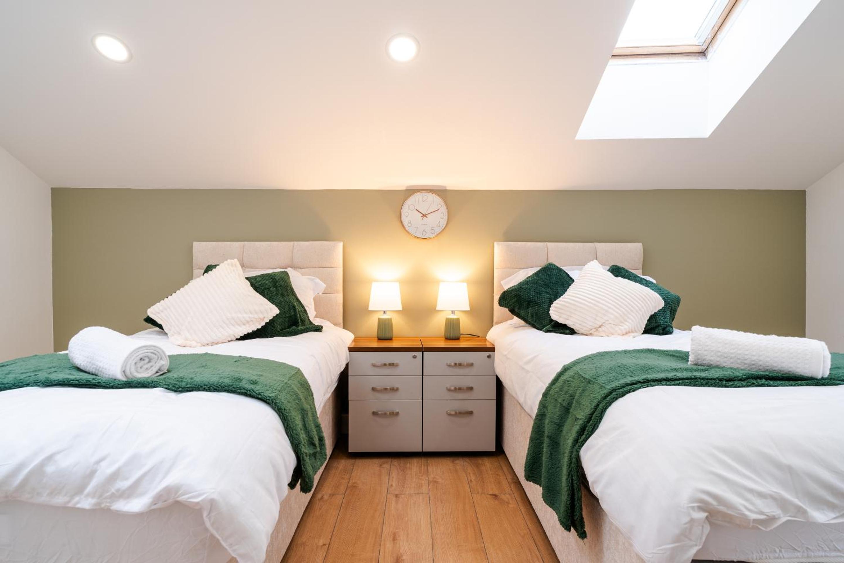 Deluxe Suite - Photo 3