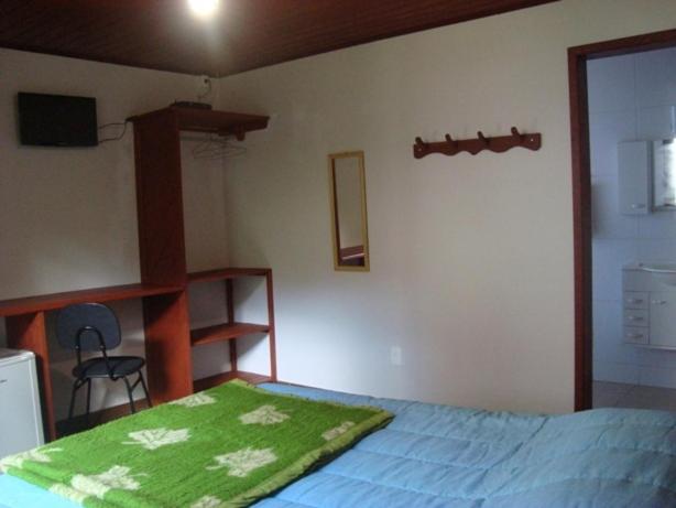 Standard Double Room - Photo 12