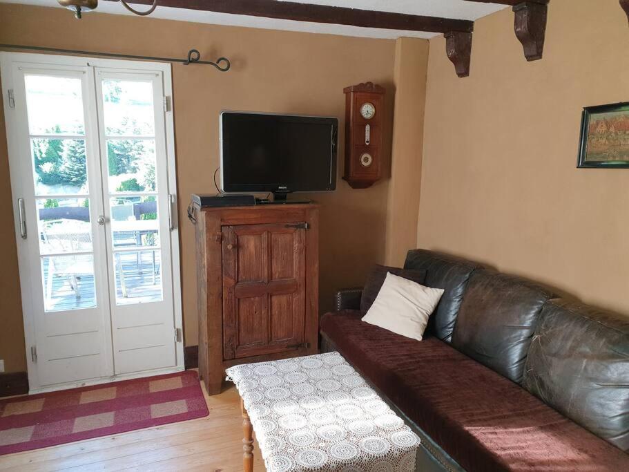 Two-Bedroom House photo 1