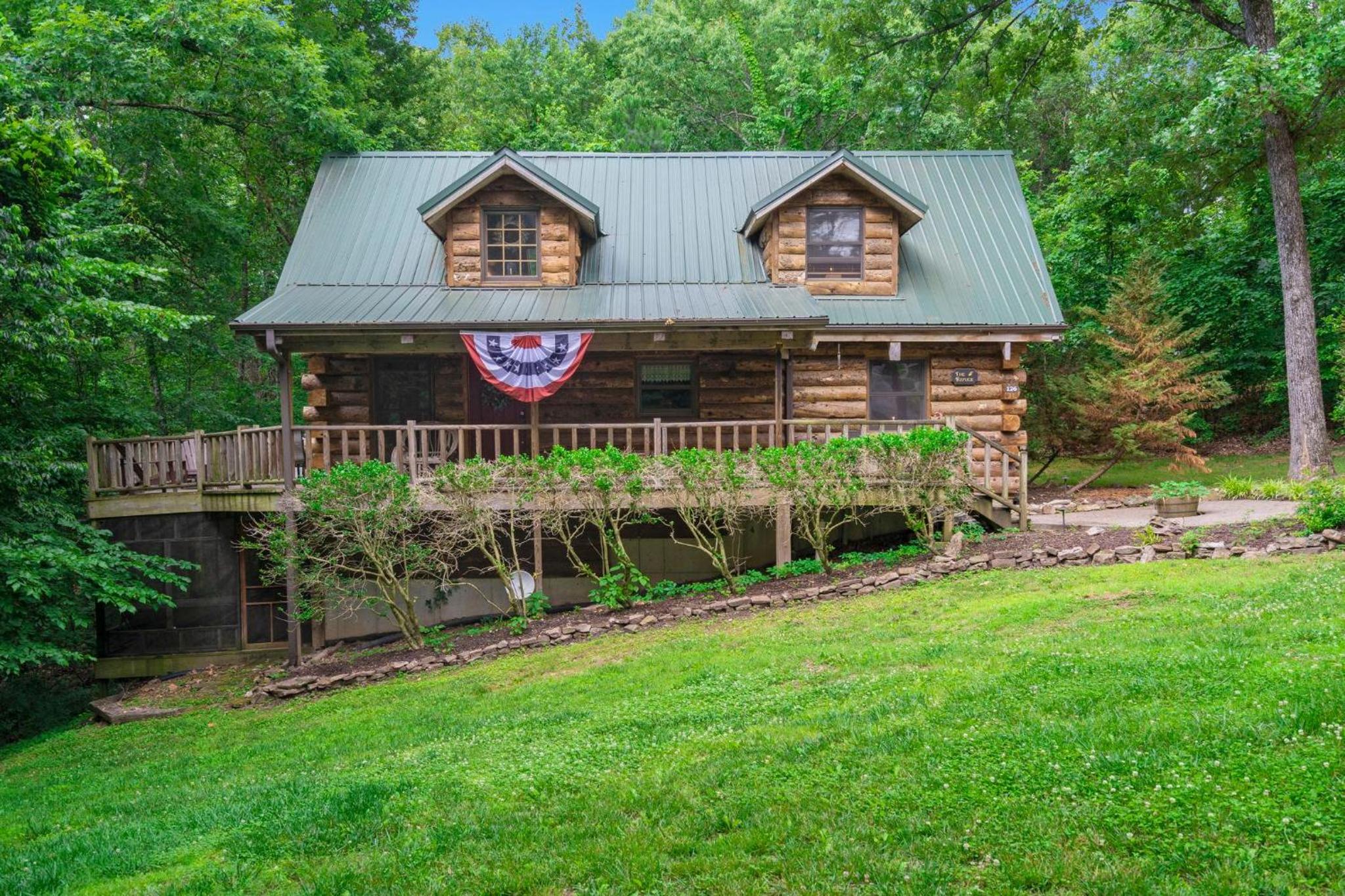 Three-Bedroom Vacation Home  photo 3