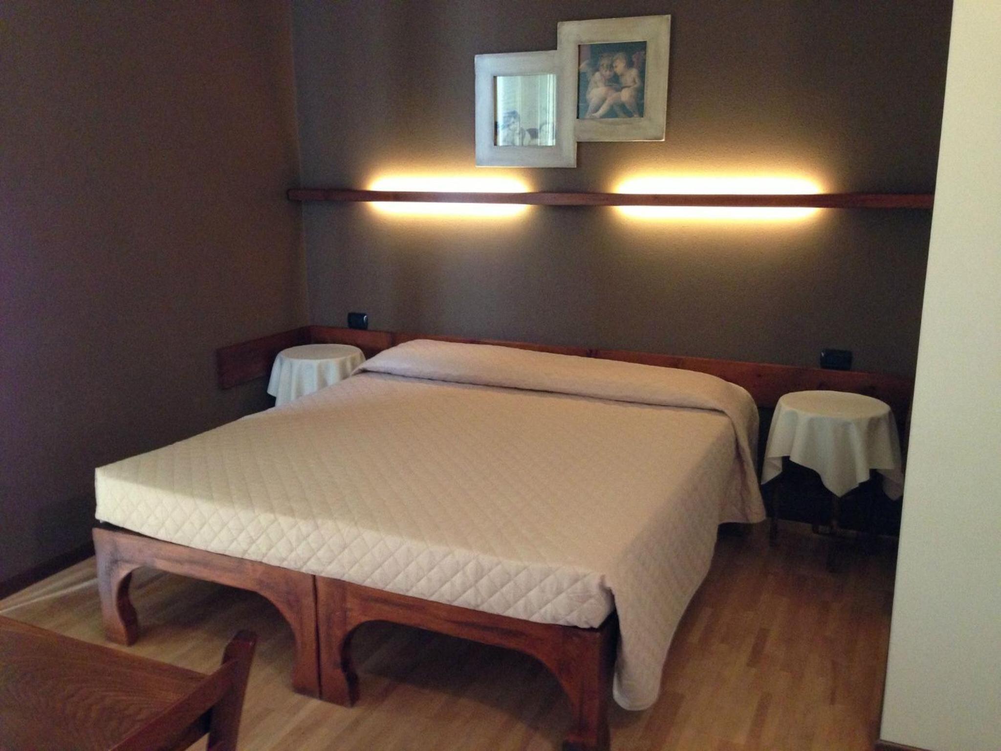Twin Room With Private Bathroom