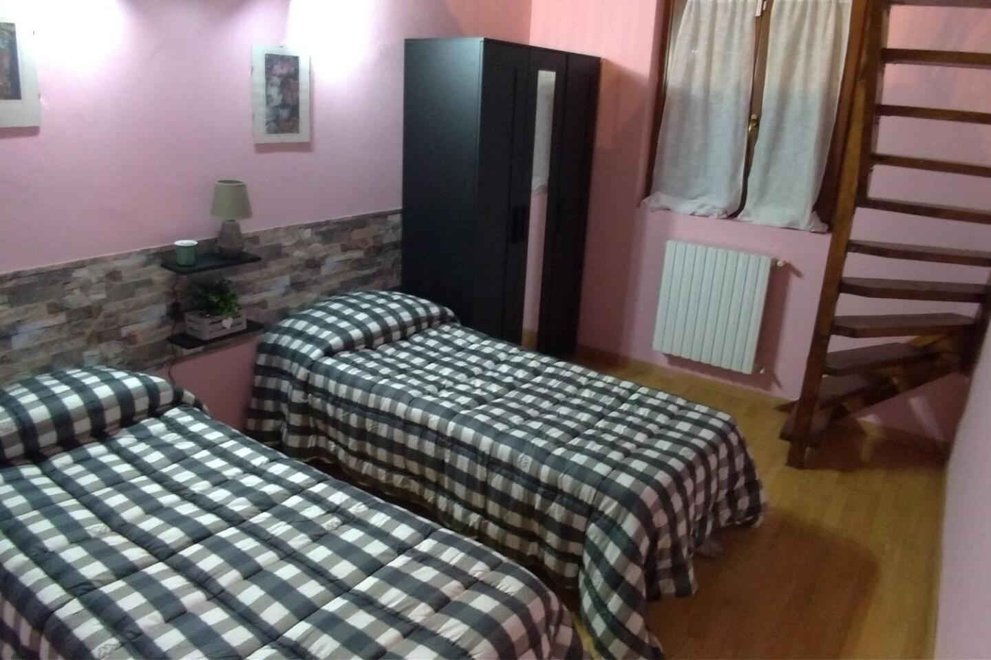 Four-Bedroom House photo 1