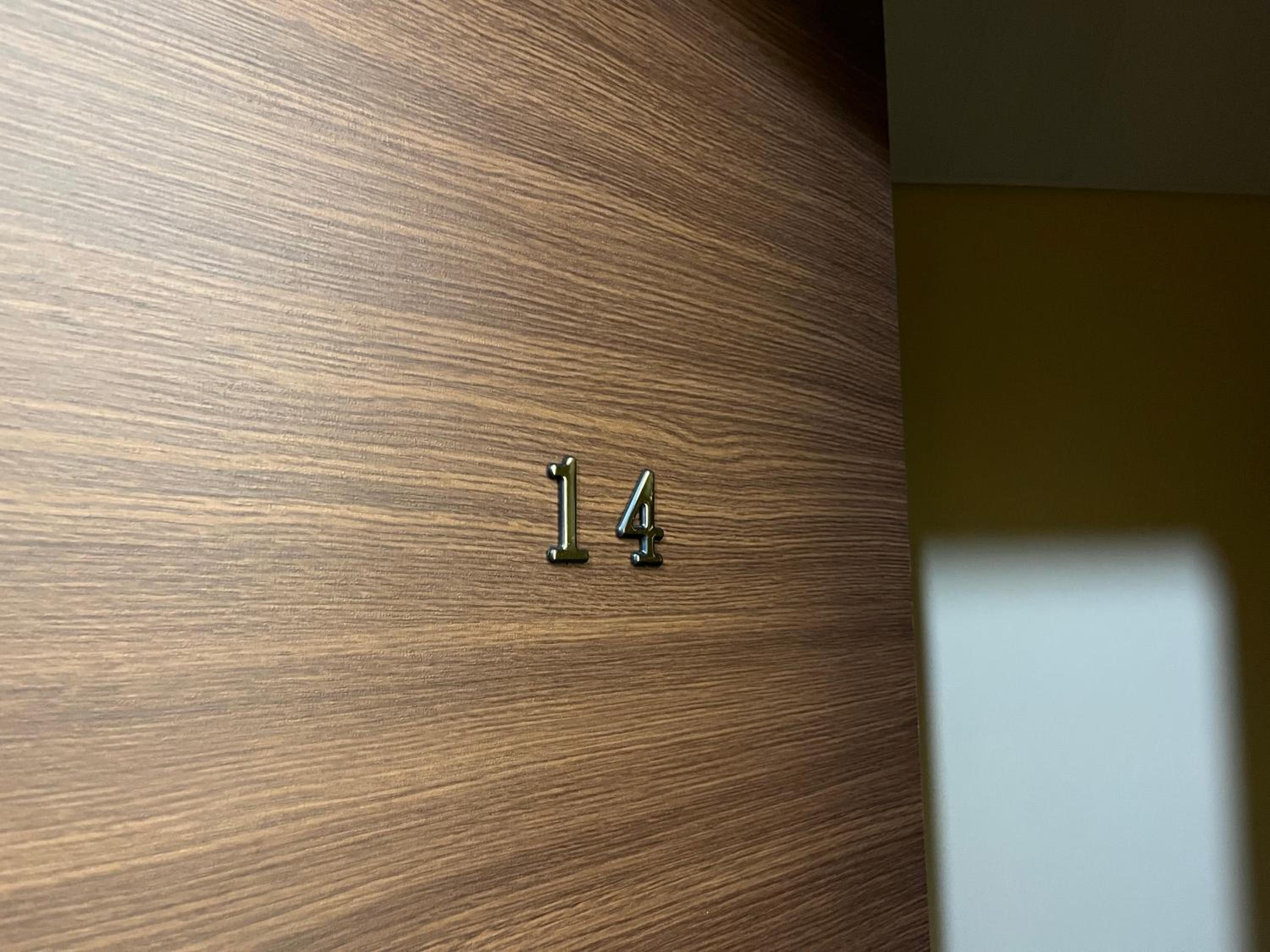 Single Room with Shared Shower and Toilet photo 2