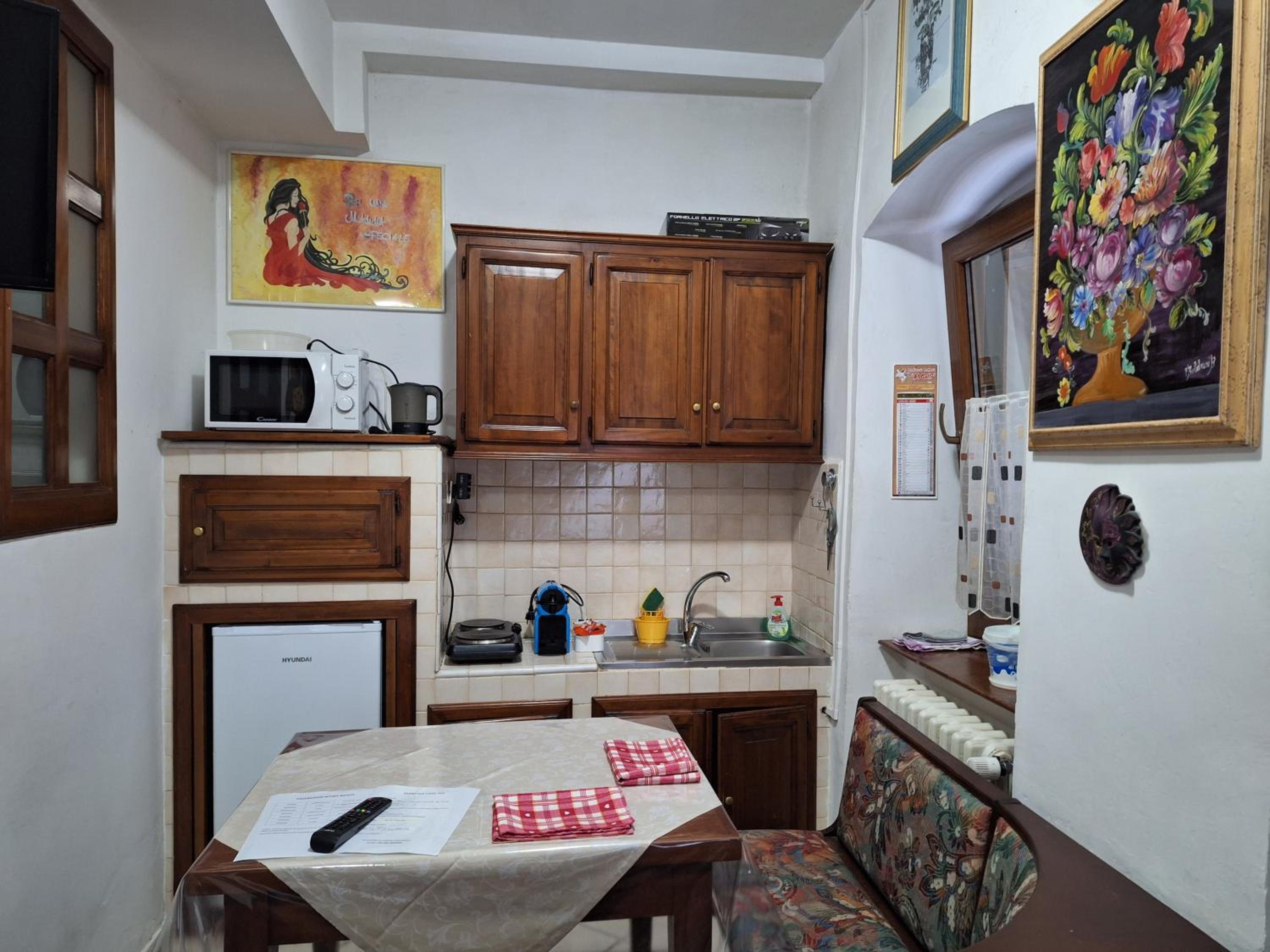 Studio Apartment photo 3