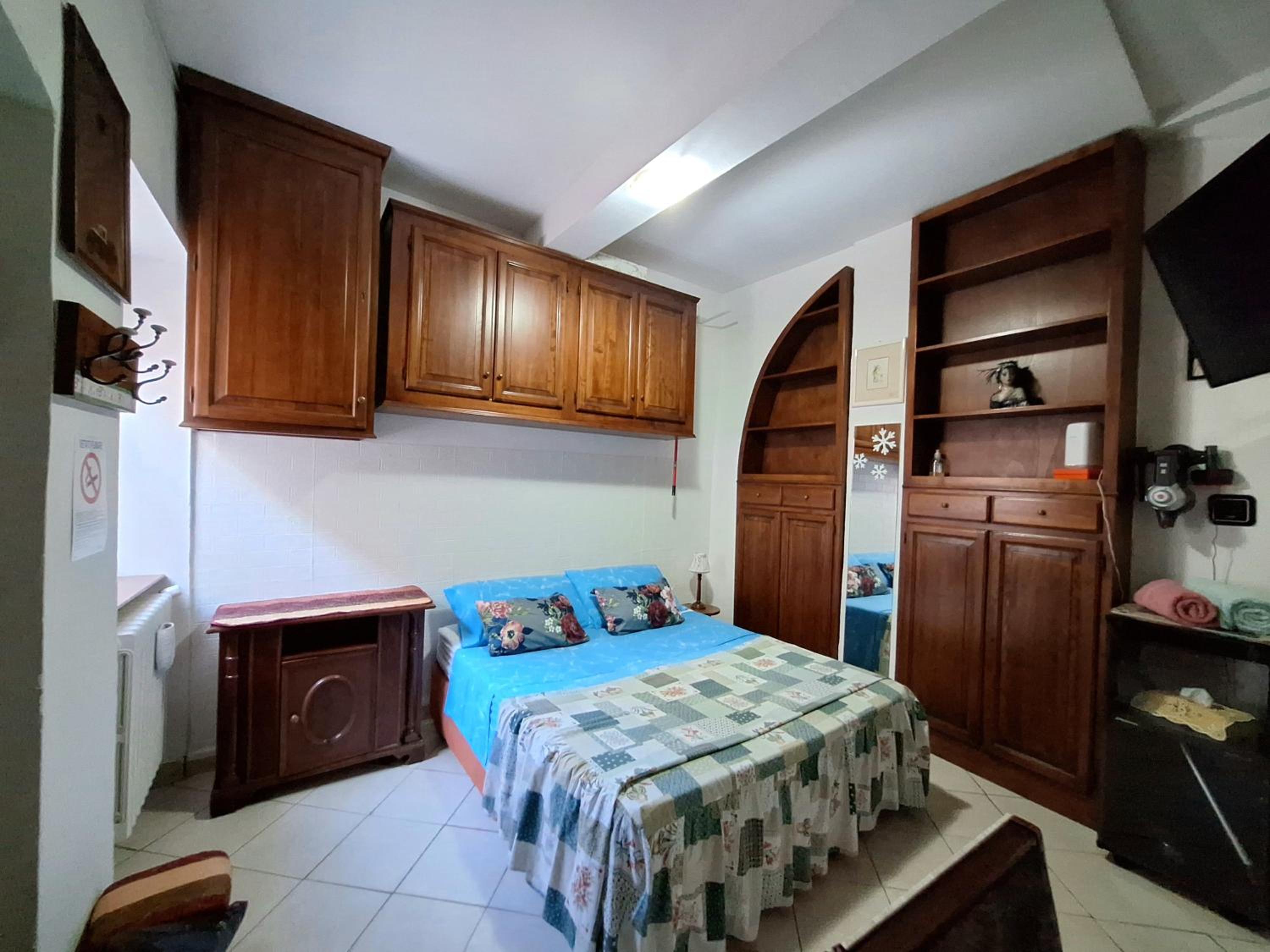 Studio Apartment photo 2