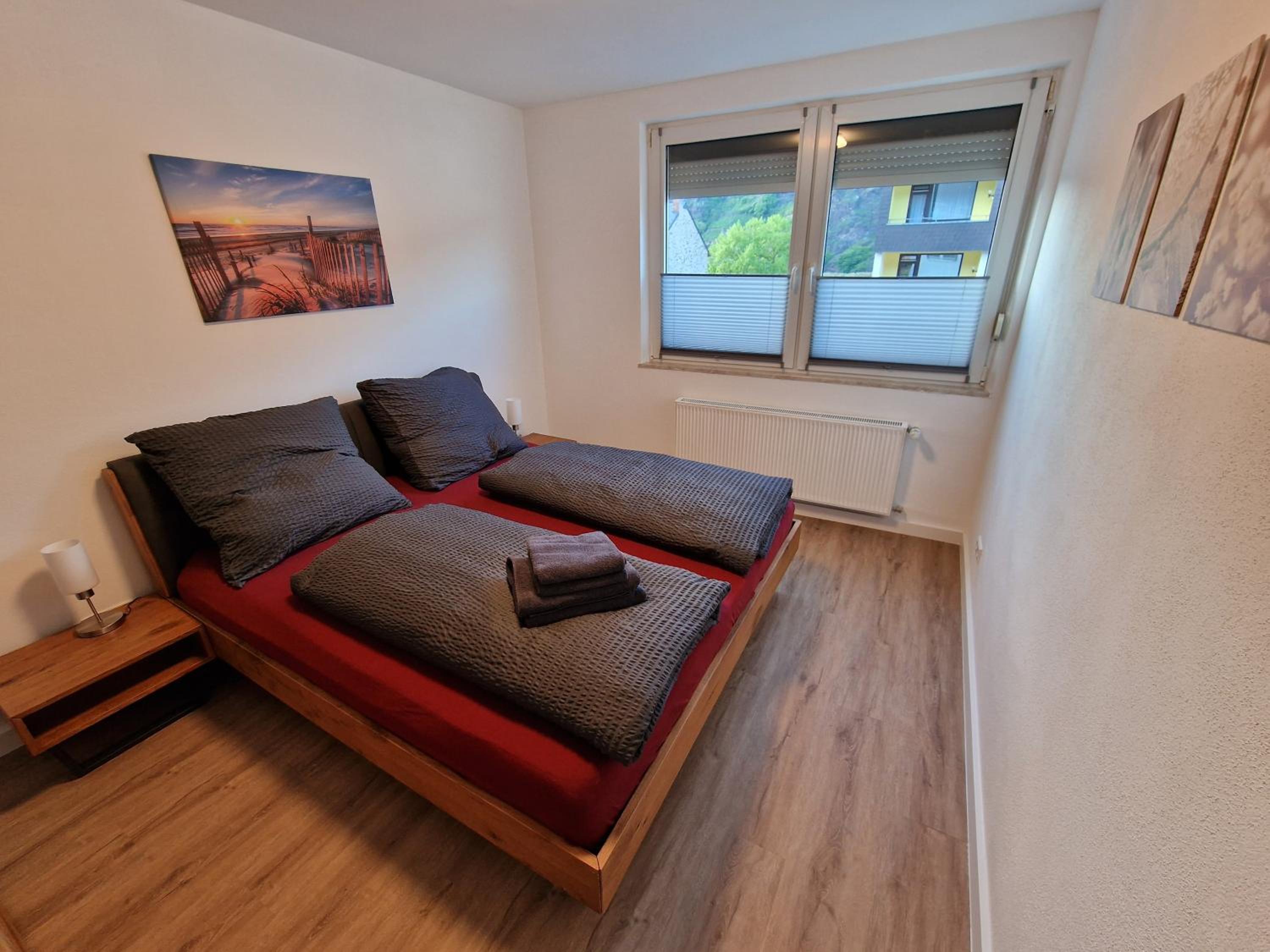 One-Bedroom Apartment photo 3