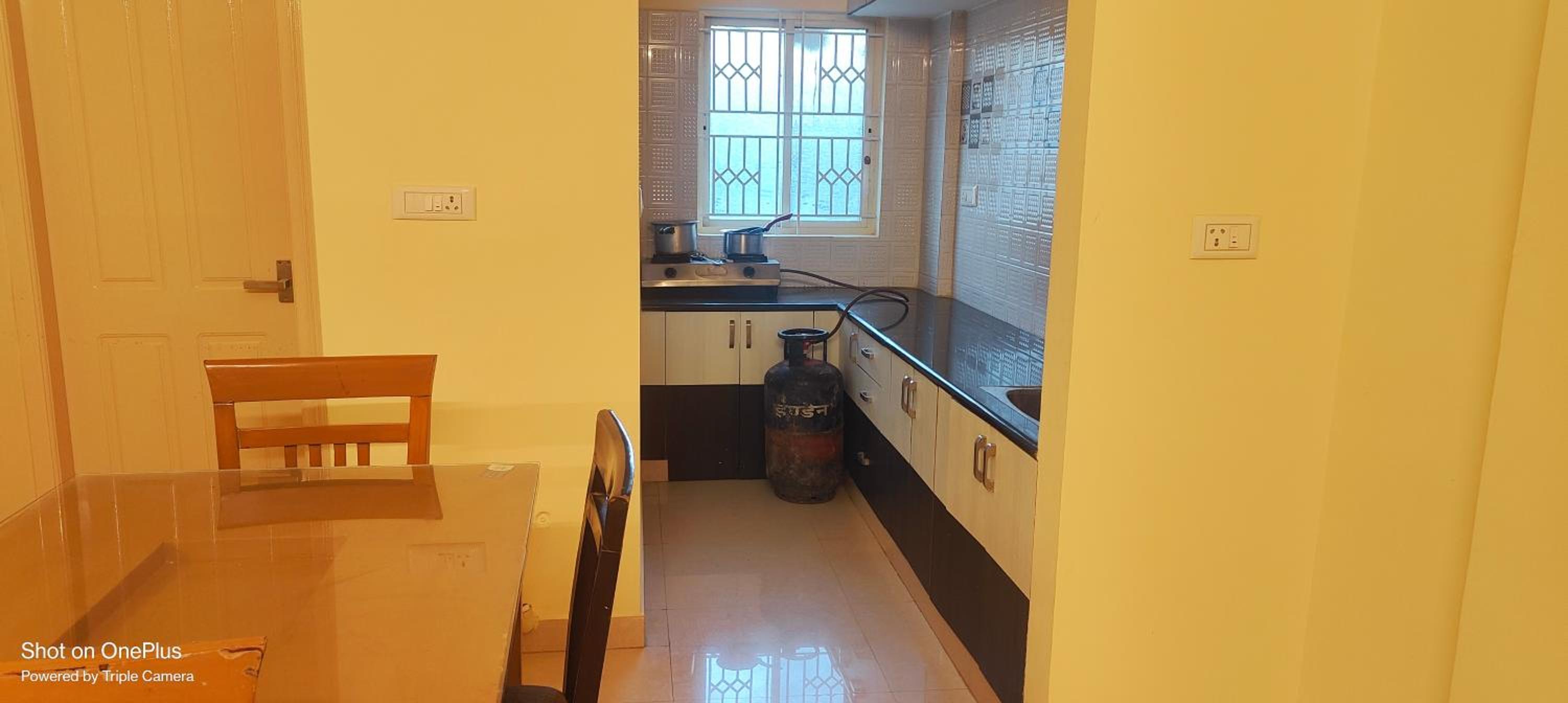 Two-Bedroom Apartment - Photo 17