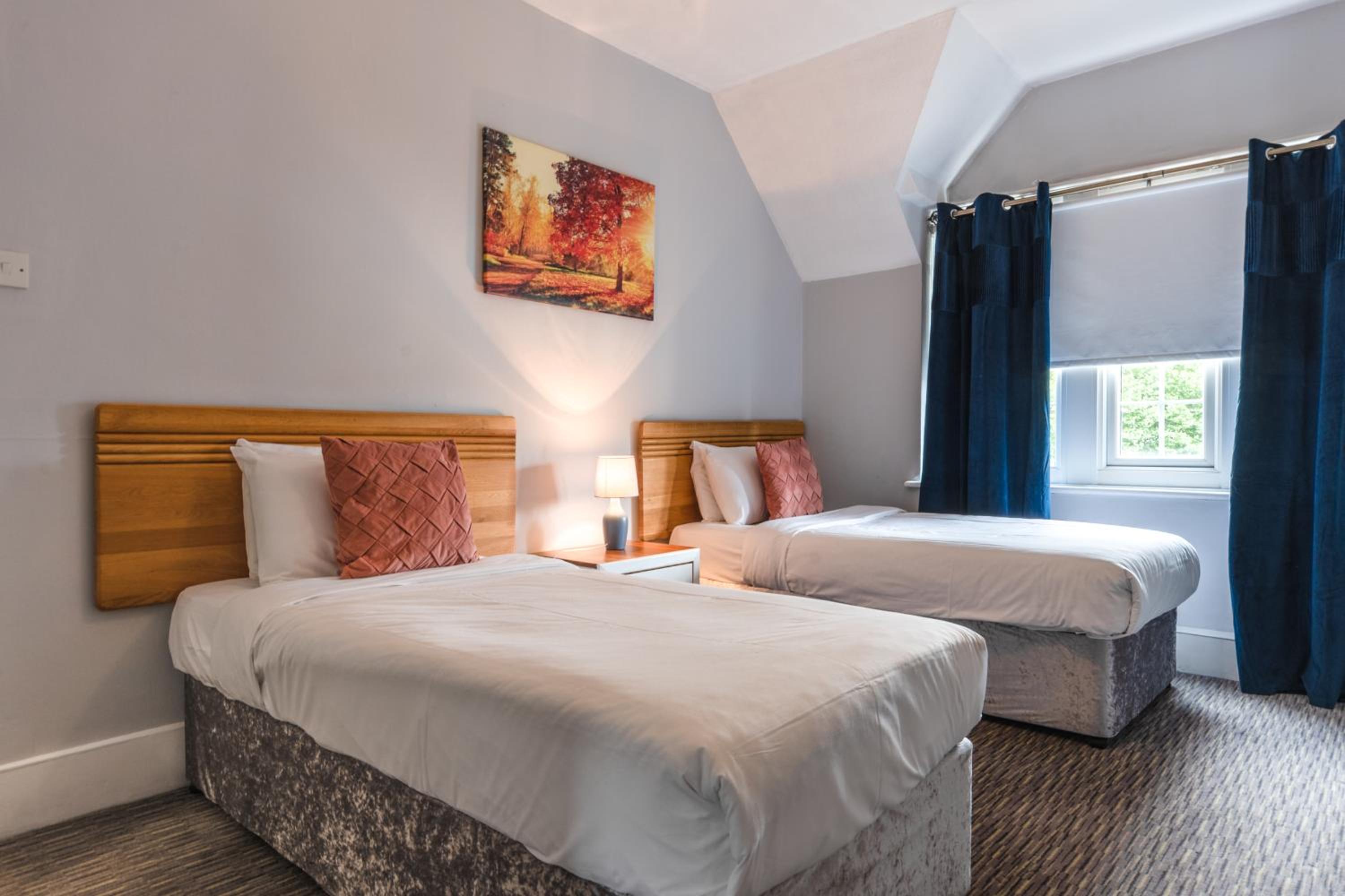 Twin Room with Bathroom