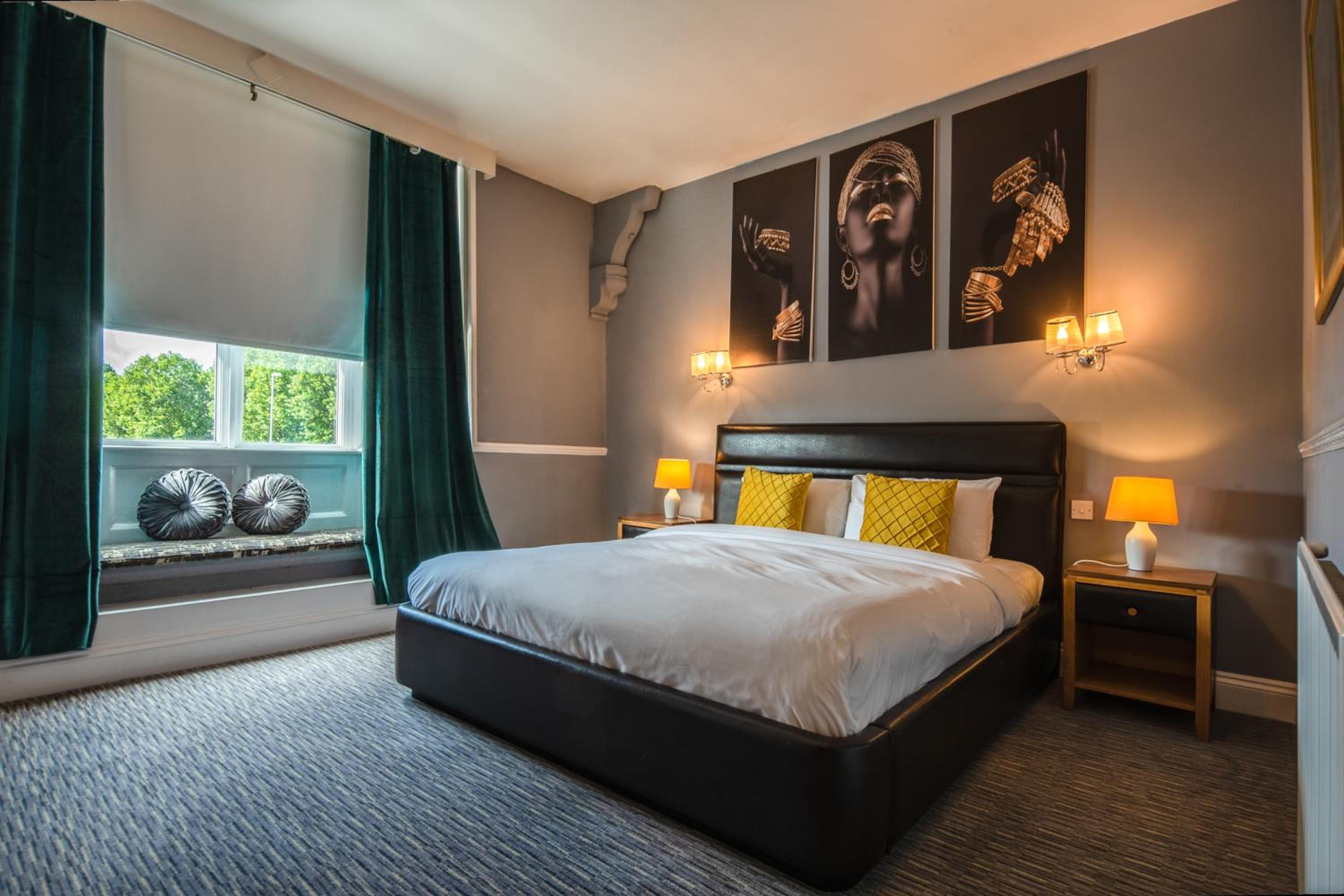 Superior Deluxe Double or Twin Room