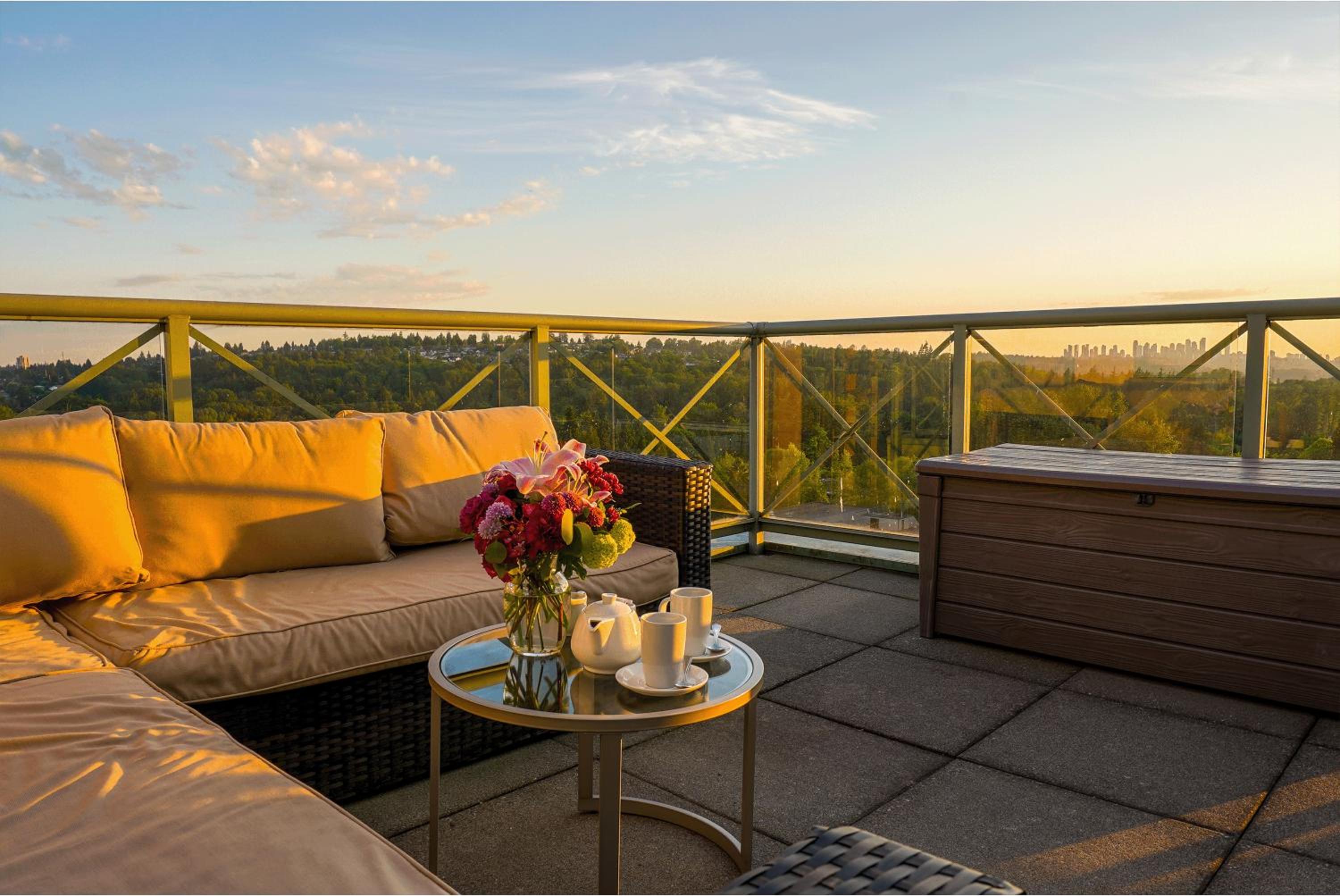 Penthouse Suite - Photo 12