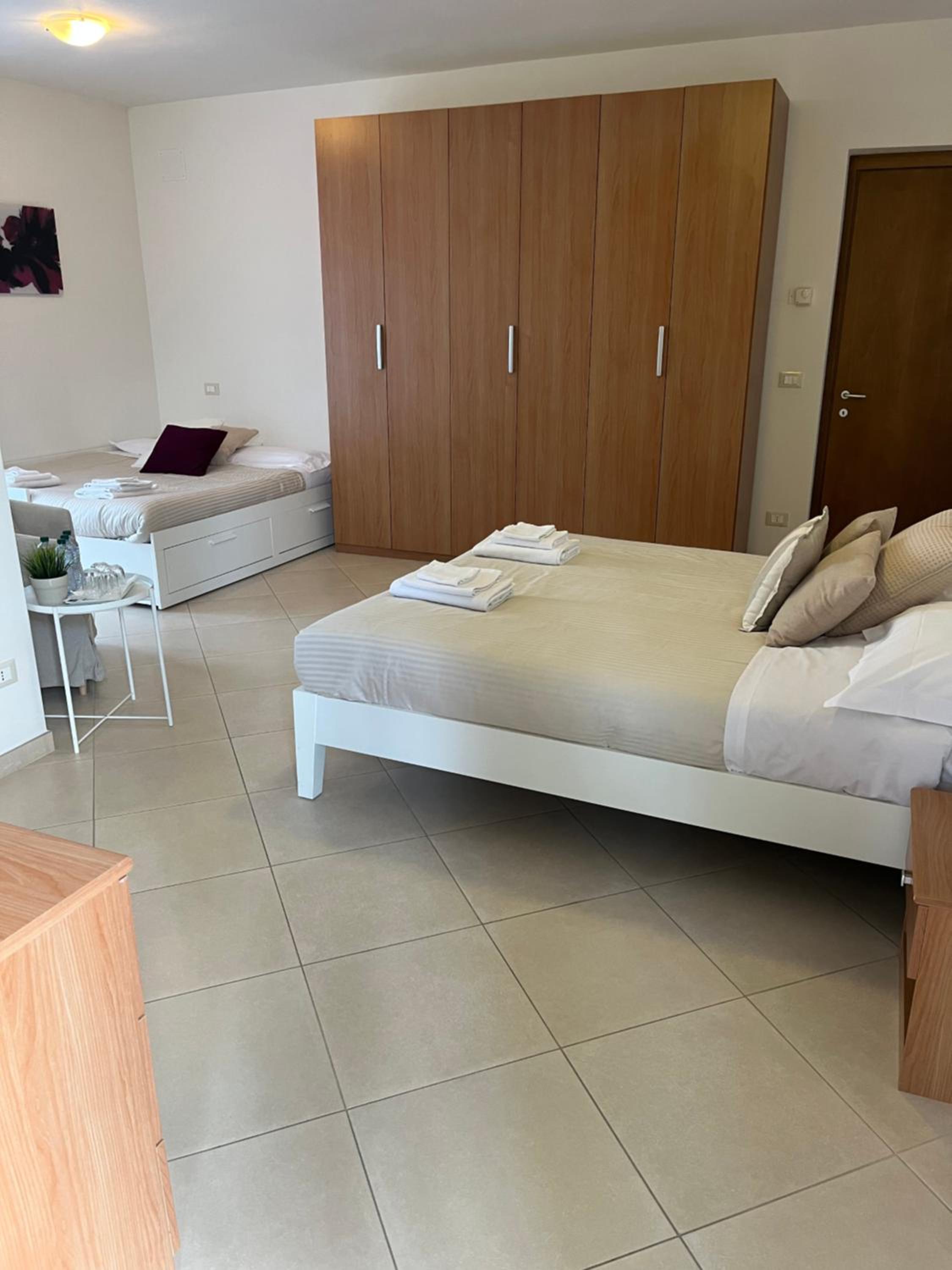 Quadruple Room with Private Bathroom photo 1