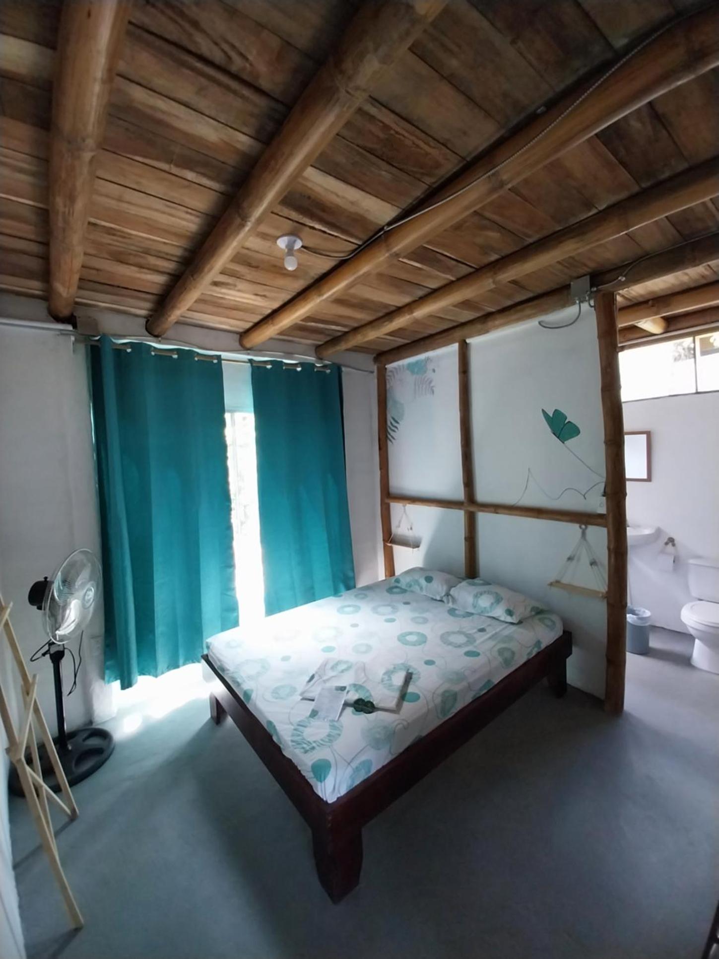 Double Room with Private Bathroom photo 2