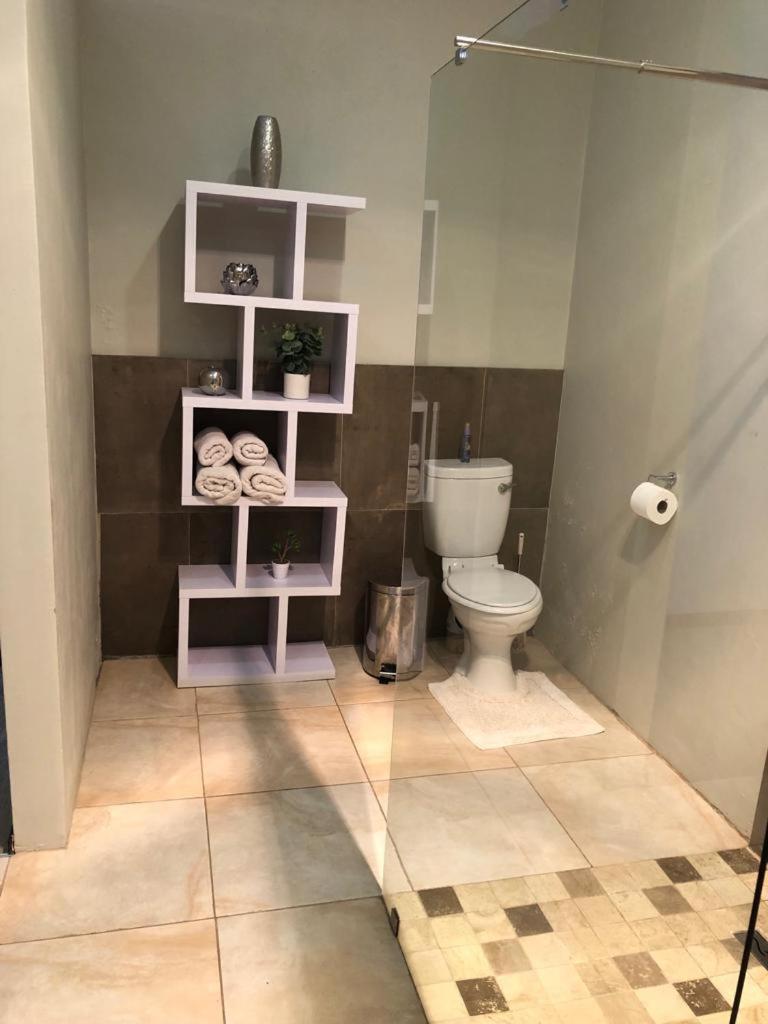 Double Room with Private Bathroom photo 3